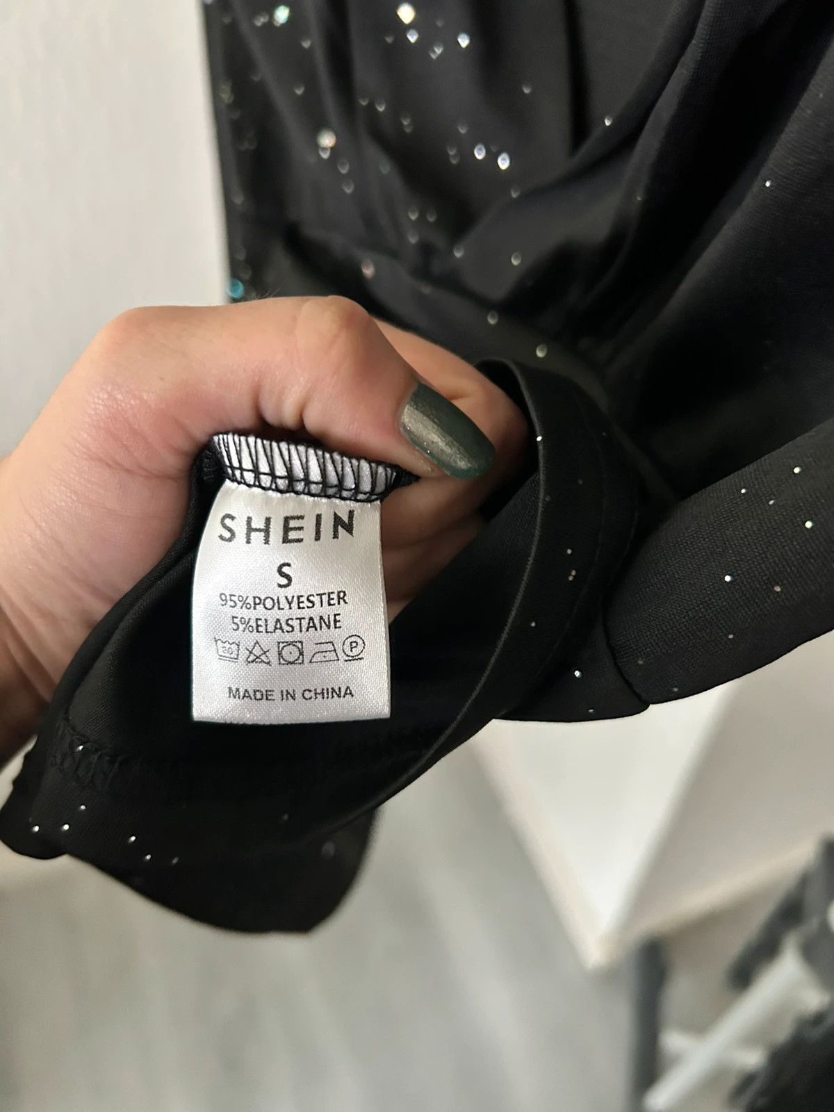 Haut noir à paillettes argentées – Shein – taille S / 36 / 8 2