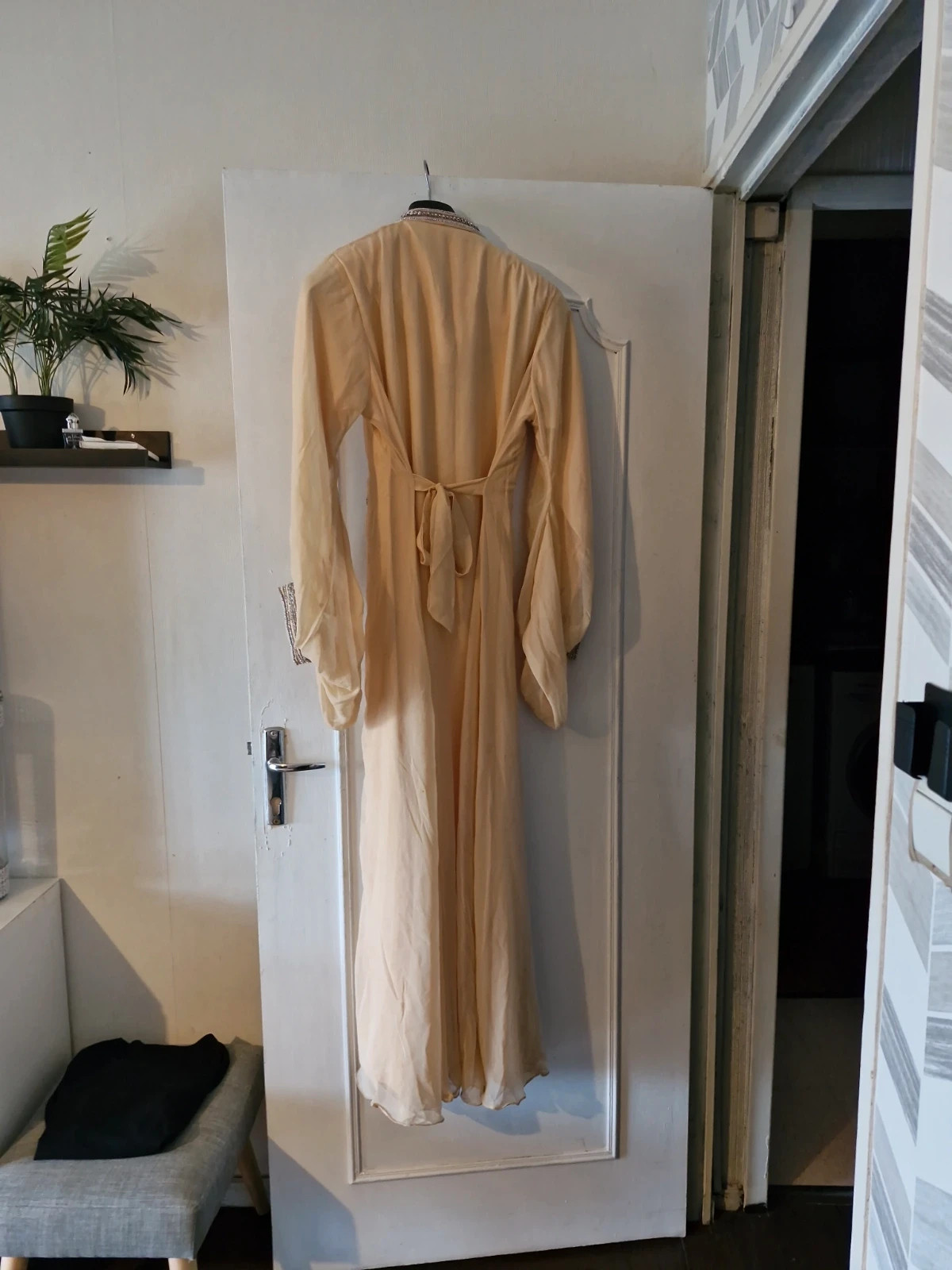 Robe Dubai – sans marque – taille M / 38 / 10 5