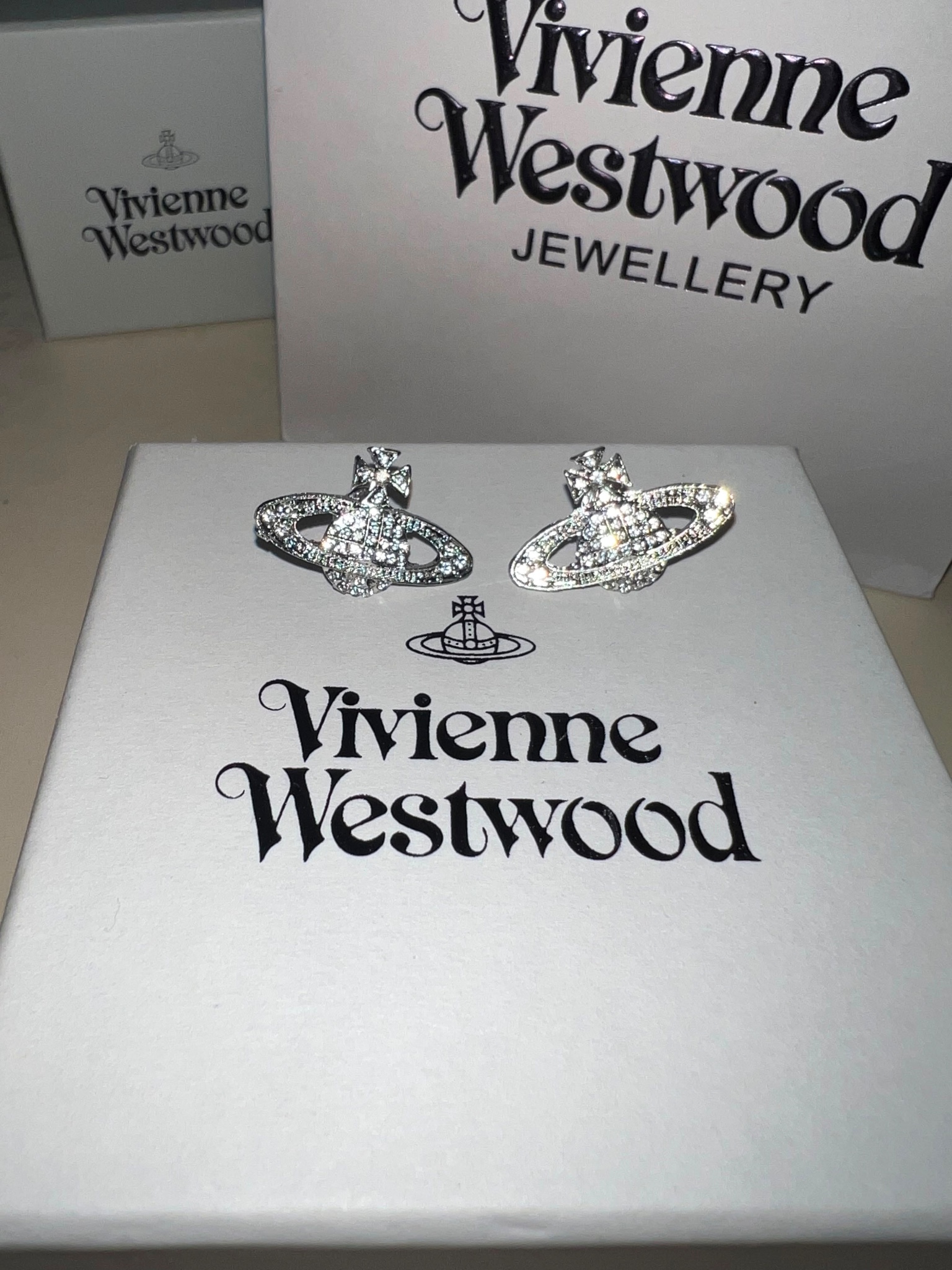 Boucles d'oreilles Vivienne Westwood str 2