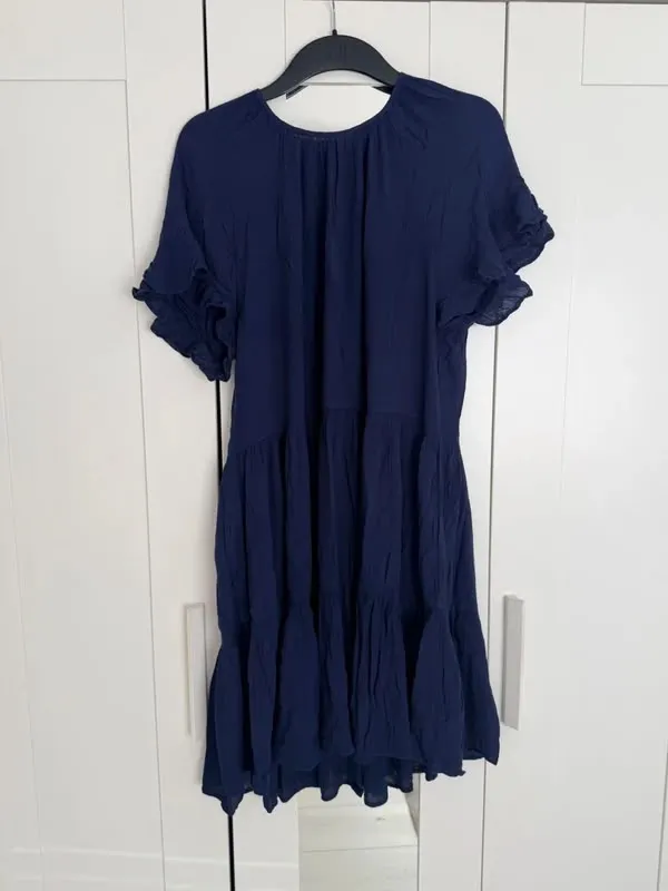 Abito blu navy maniche corte volant 2