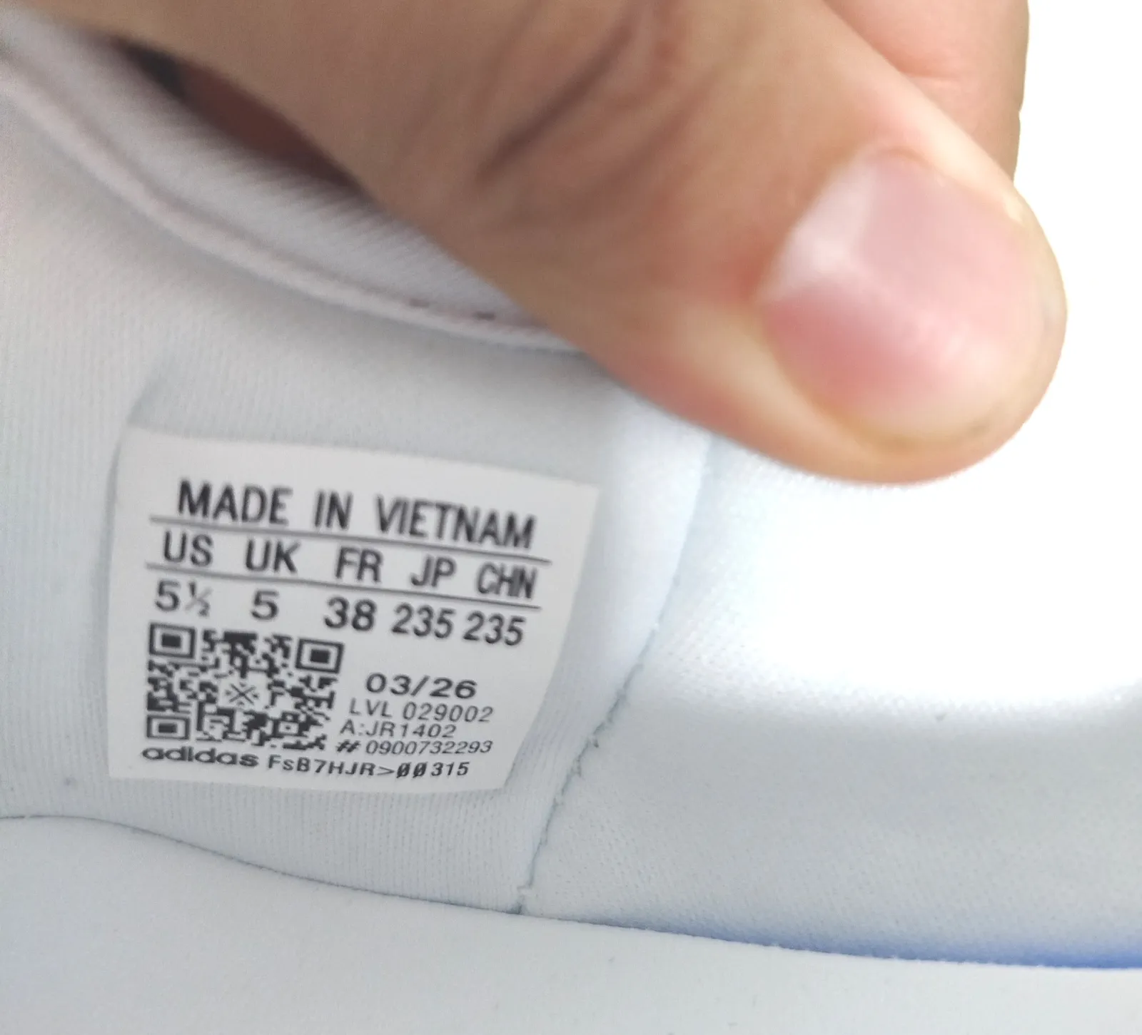 Adidas witte sneakers maat 5