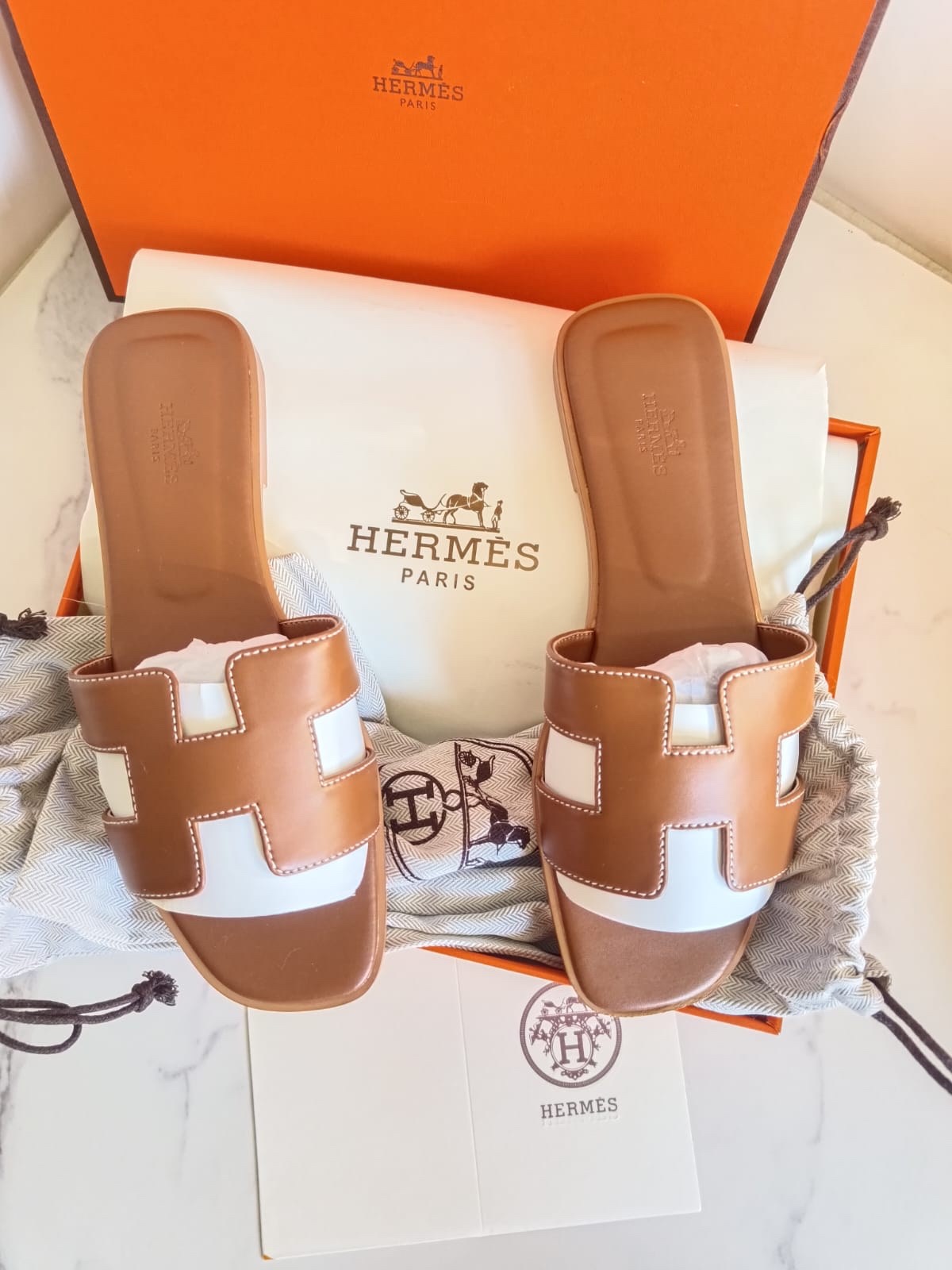Chaussures Hermès cuir blanc 4