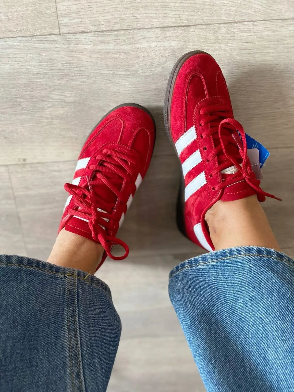 Adidas Gazelle rouge et blanc 3