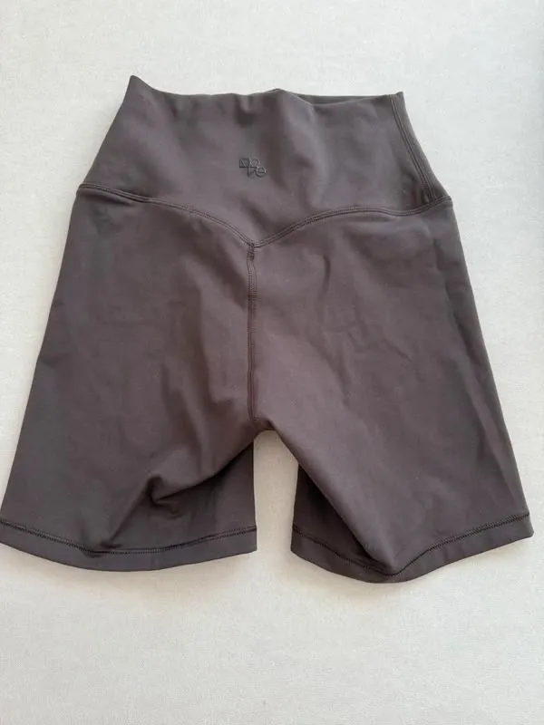 Shorts sportivi grigio scuro vita alta 2