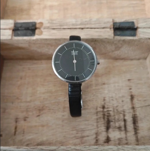 Montre femme bracelet cuir marron 3