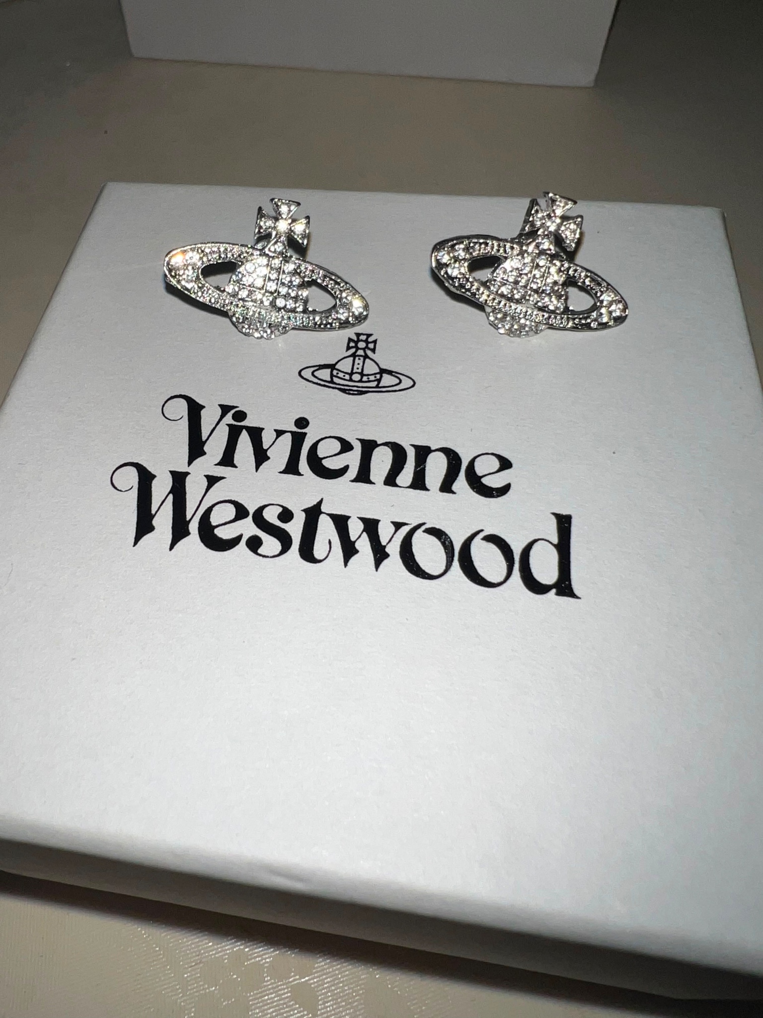 Boucles d'oreilles Vivienne Westwood str 4