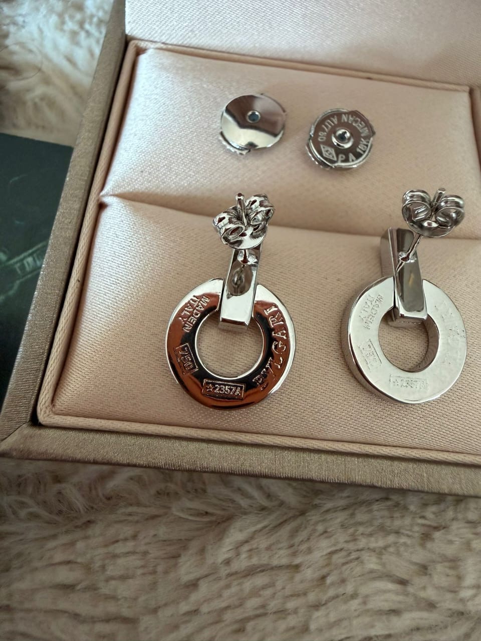 Boucles d'oreilles Bulgari argentées 3