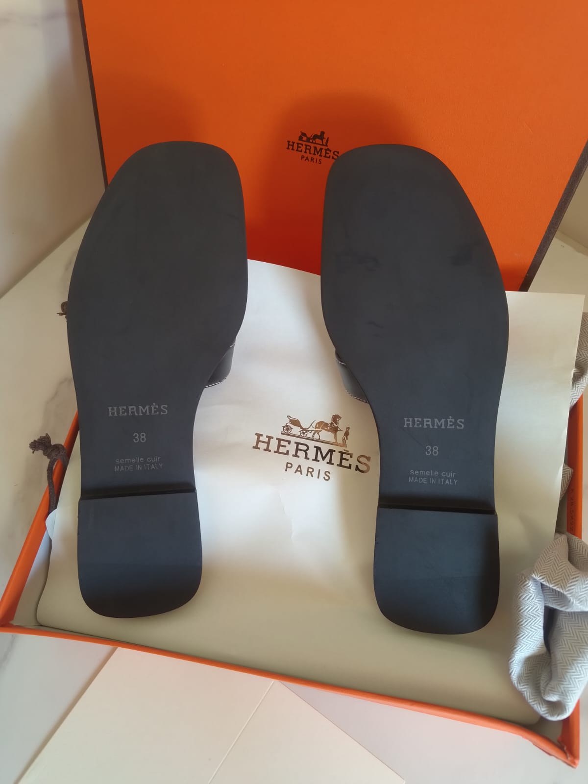 Sandales Oran Hermes noires  3