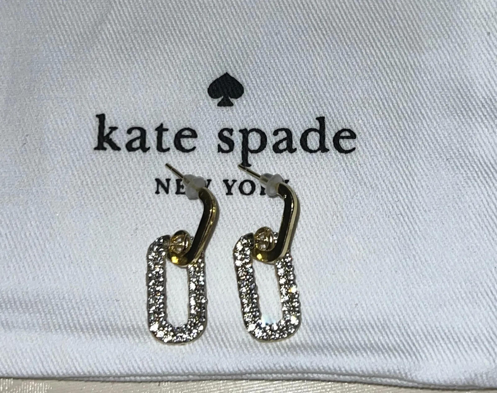 Boucles d'oreilles chaînettes strass doré 2
