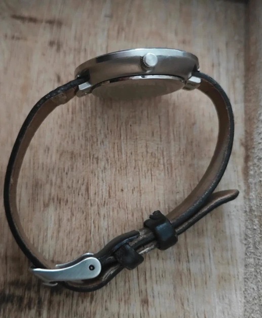 Montre femme bracelet cuir marron 2