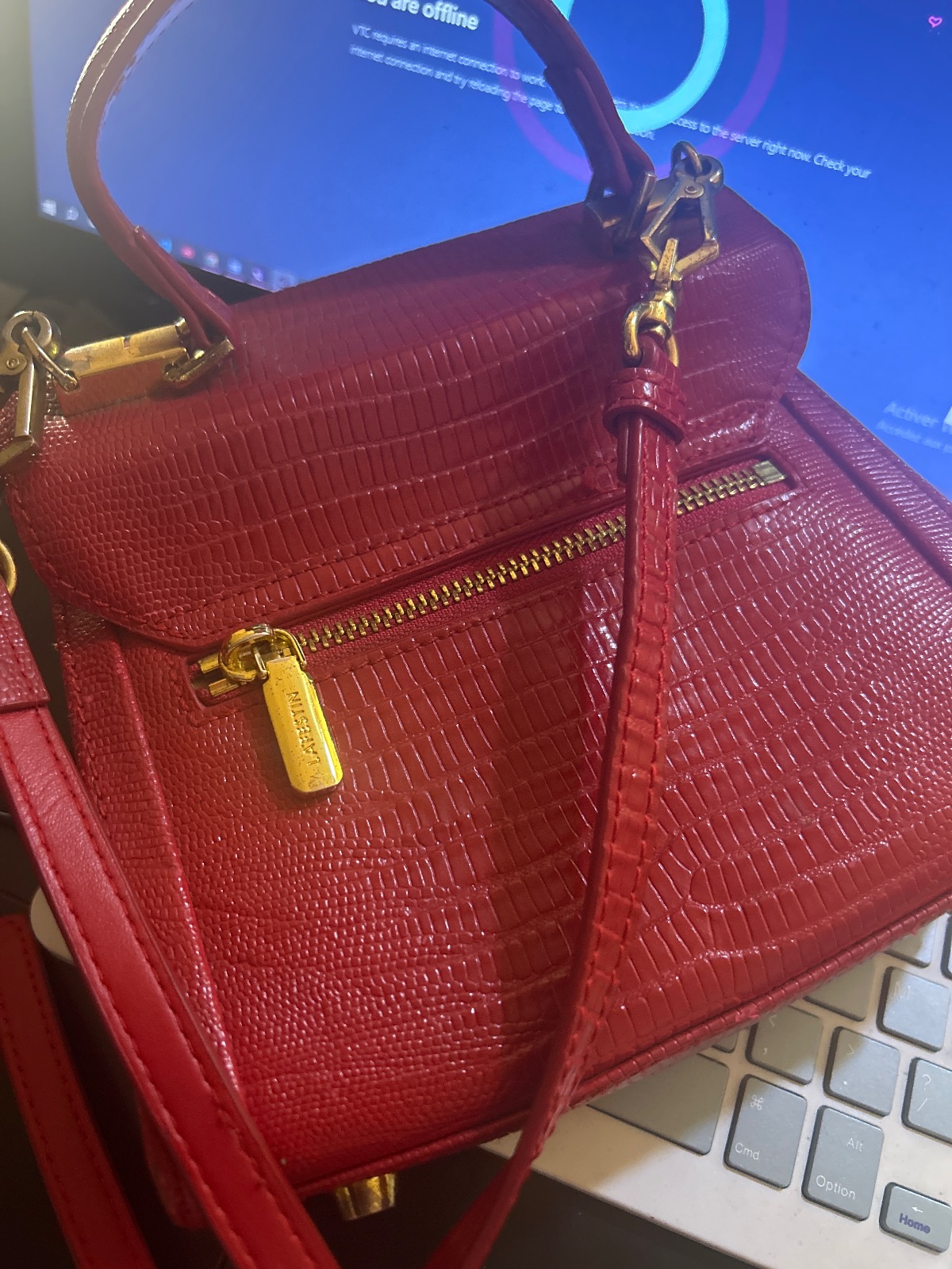 Sac à main rouge fermoir doré vintage 3