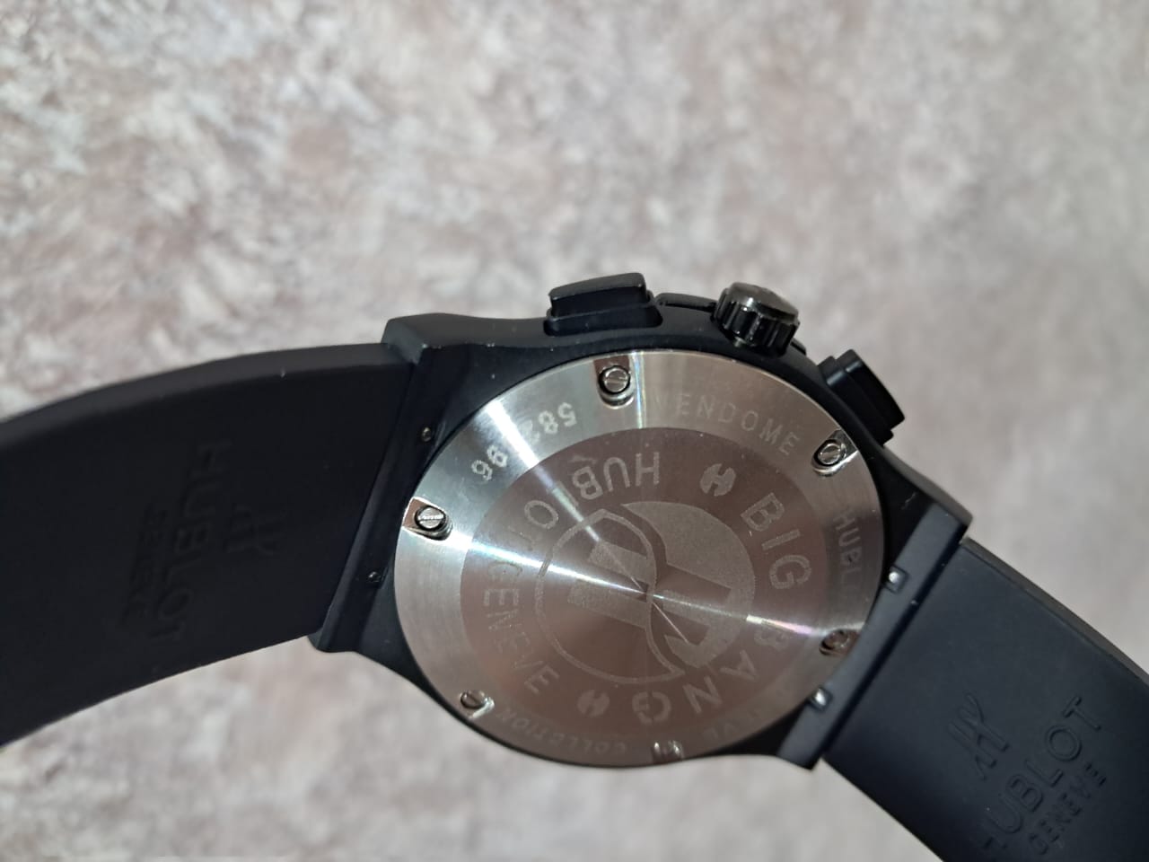 Montre Hublot unisexe 4