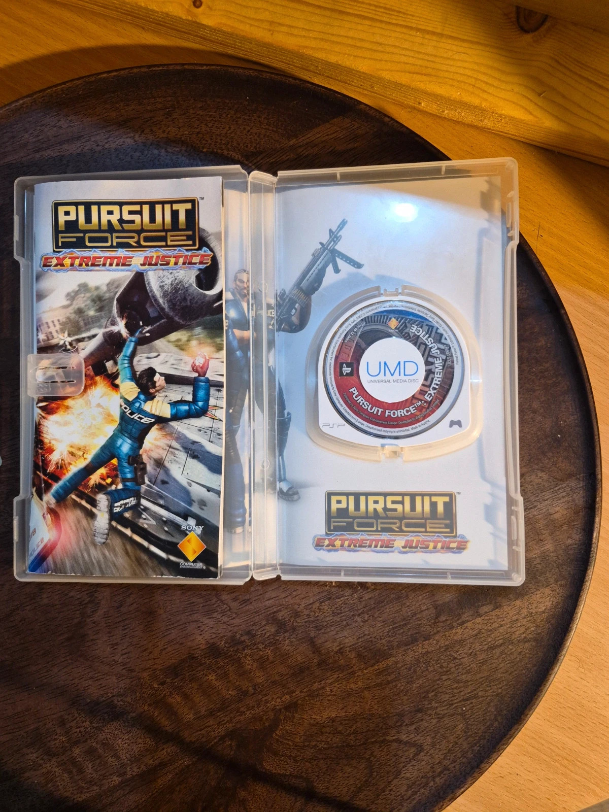 Jeu PSP - Pursuit Force : Extreme Justice (Complet / VF) 4