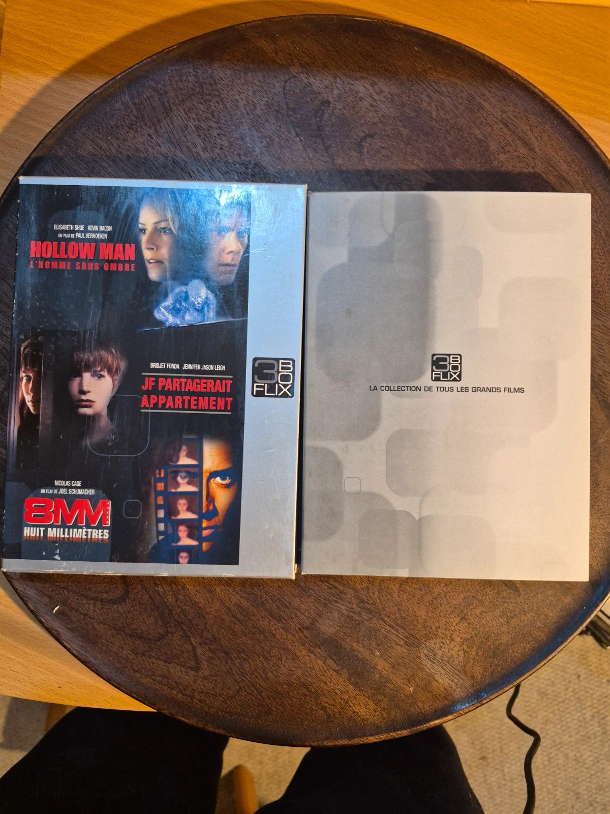 Coffret 3 DVD Thrillers Cutes : Hollow Man / JF Partagerait Appartement / 8mm 2