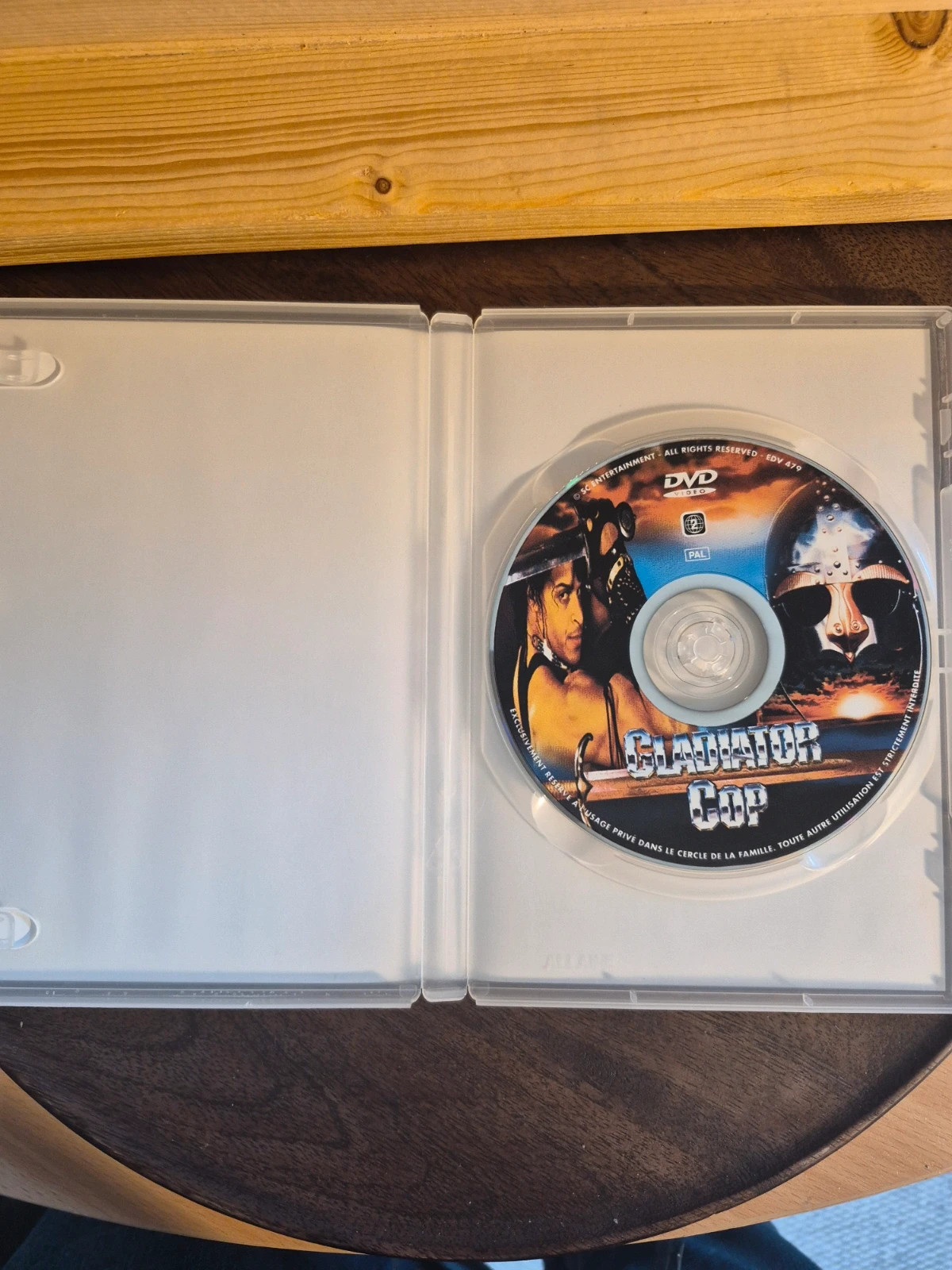 DVD Gladiator Cop - Lorenzo Lamas 4