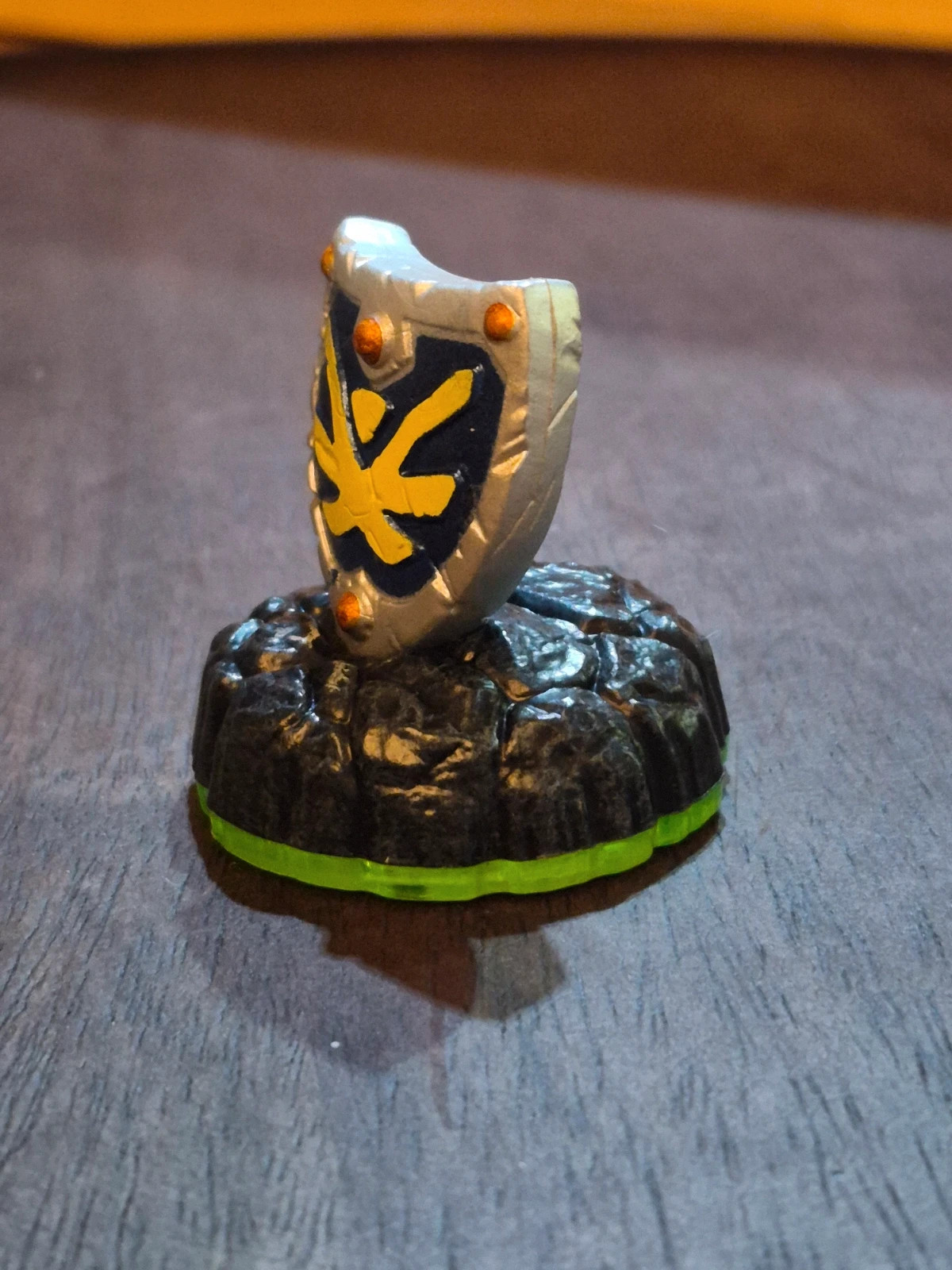 Skylanders Giants - Objet Magique Bouclier + Carte Officielle Topps – Skylanders 3