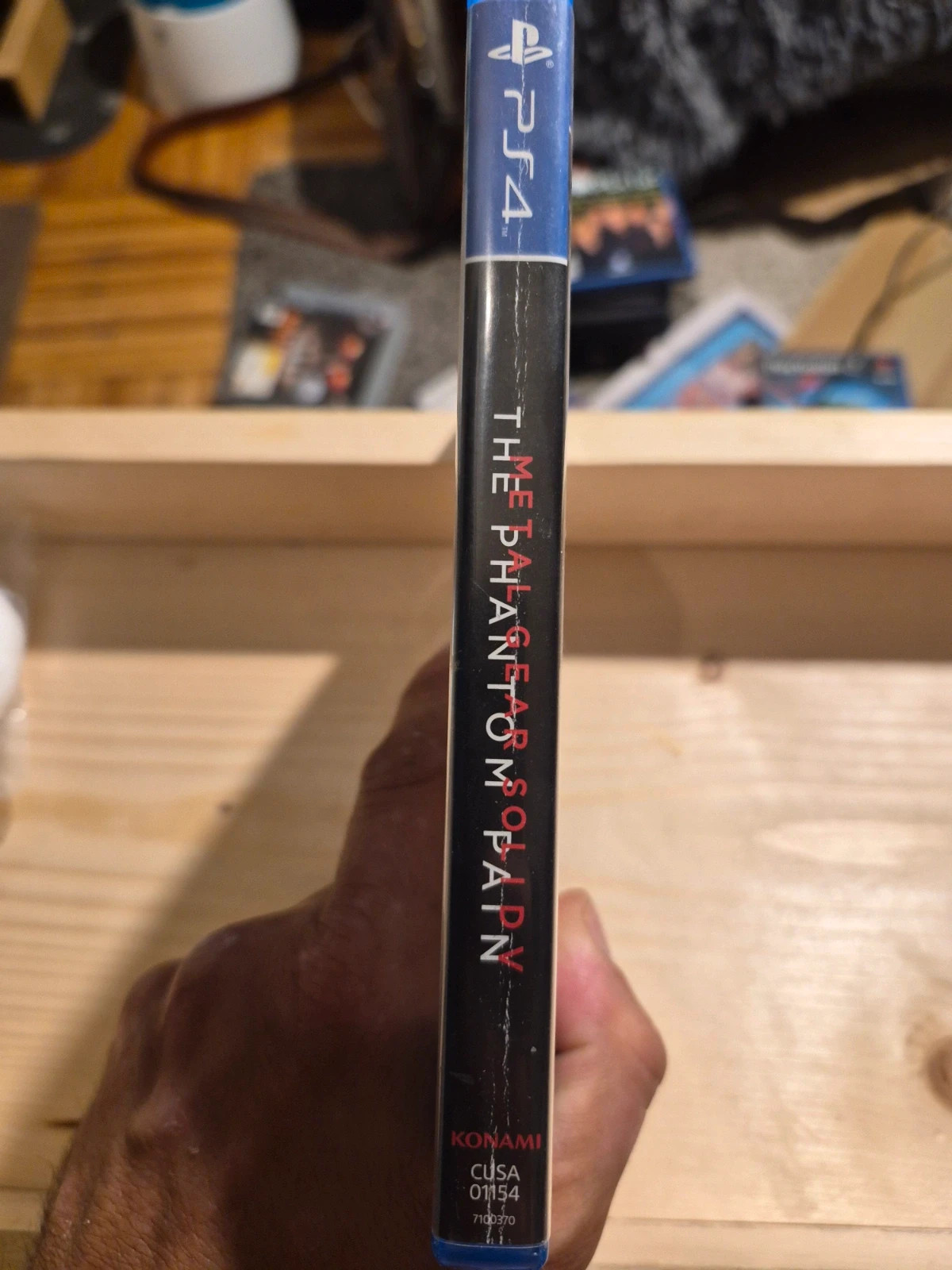 Jeu PS4 - Metal Gear Solid V : The Phantom Pain - Édition Day One 3