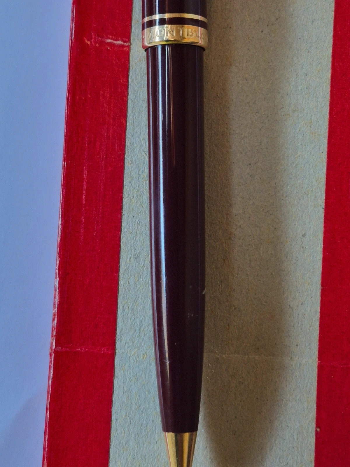 Stylo bille Montblanc Génération – Brun Foncé / Bordeaux & Or – Montblanc 5