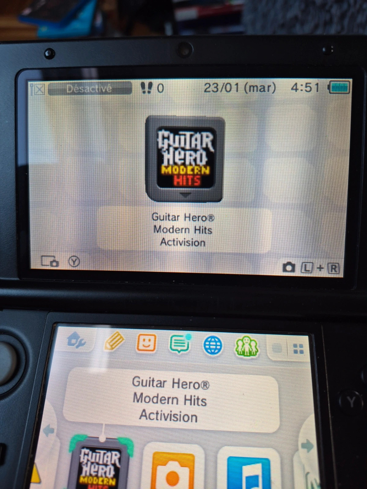 Jeu Nintendo DS - Guitar Hero On Tour: Modern Hits 3