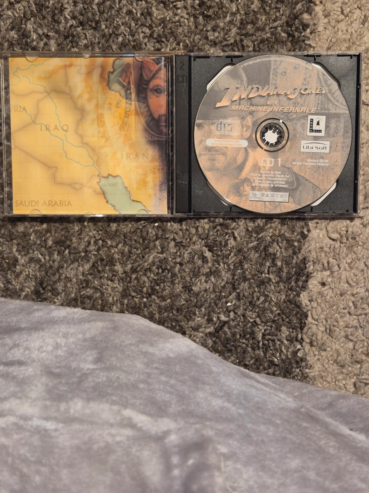 Jeu PC Indiana Jones et la Machine Infernale – 2 CD – LucasArts / UbiSoft – Version Française 4
