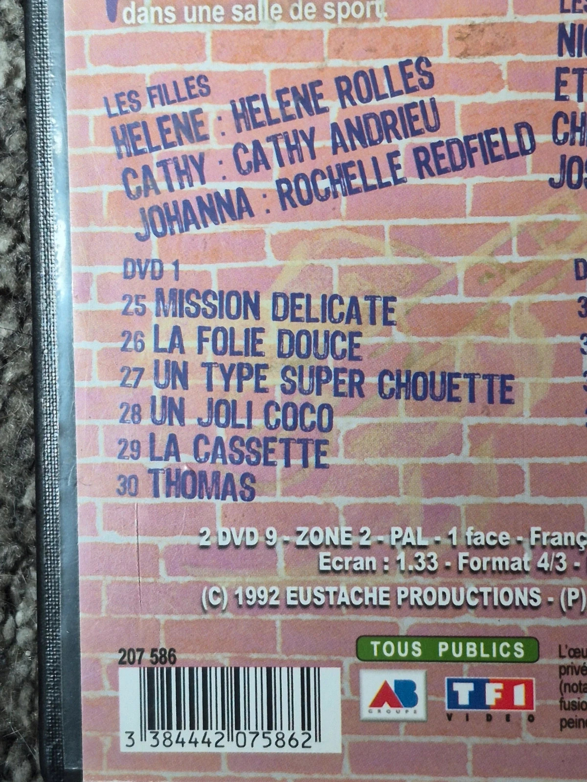 Coffret 2 DVD Hélène et les Garçons Volume 3 (Épisodes 25 à 36) 3