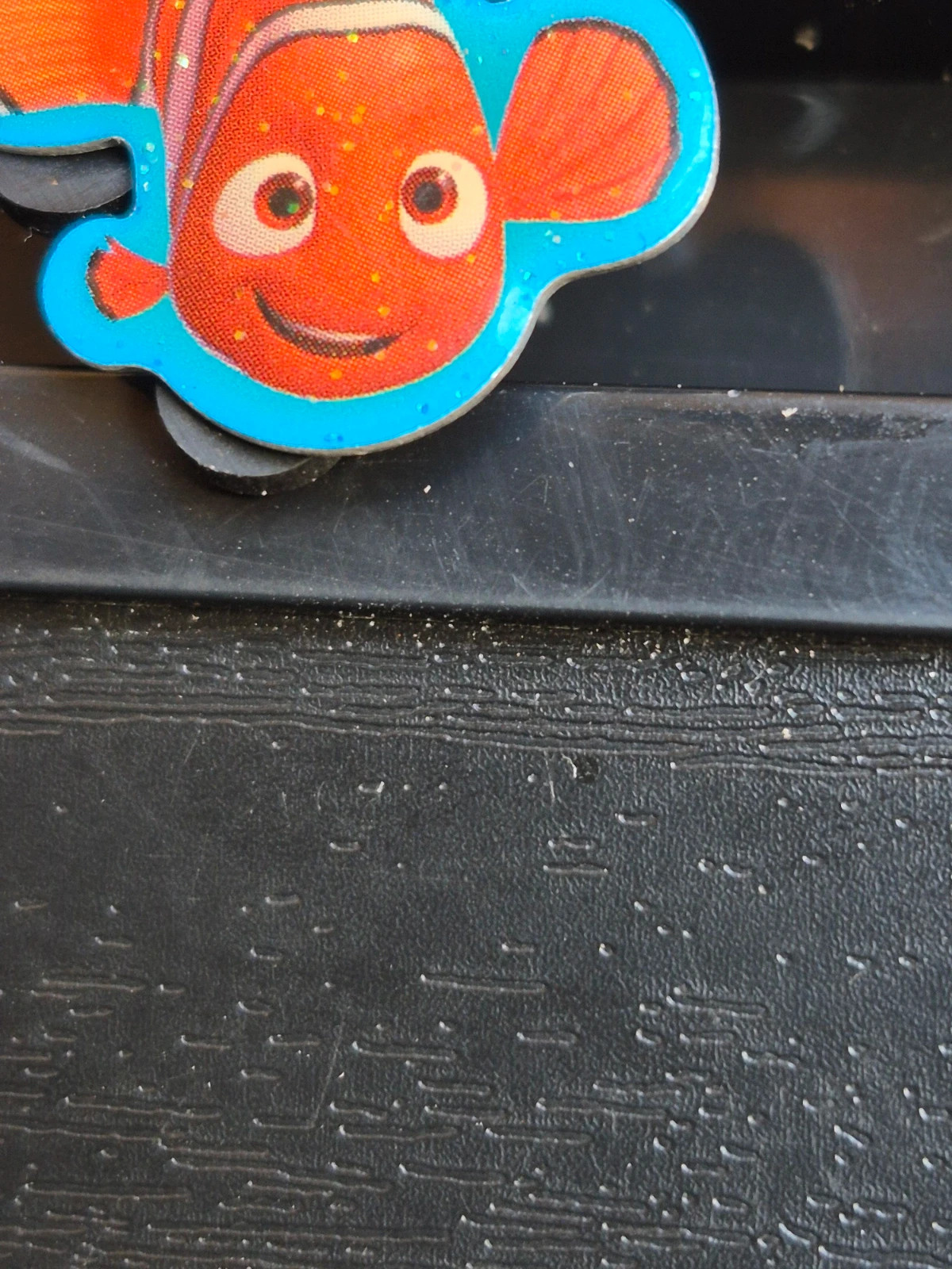Pin's Disney Nemo Pailleté - Officiel Disney/Pixar – Disney 2