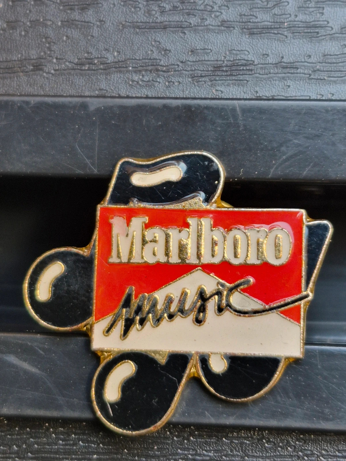 Pin's Vintage Marlboro Music - Années 90 - Fabricant Progress – Collection 4