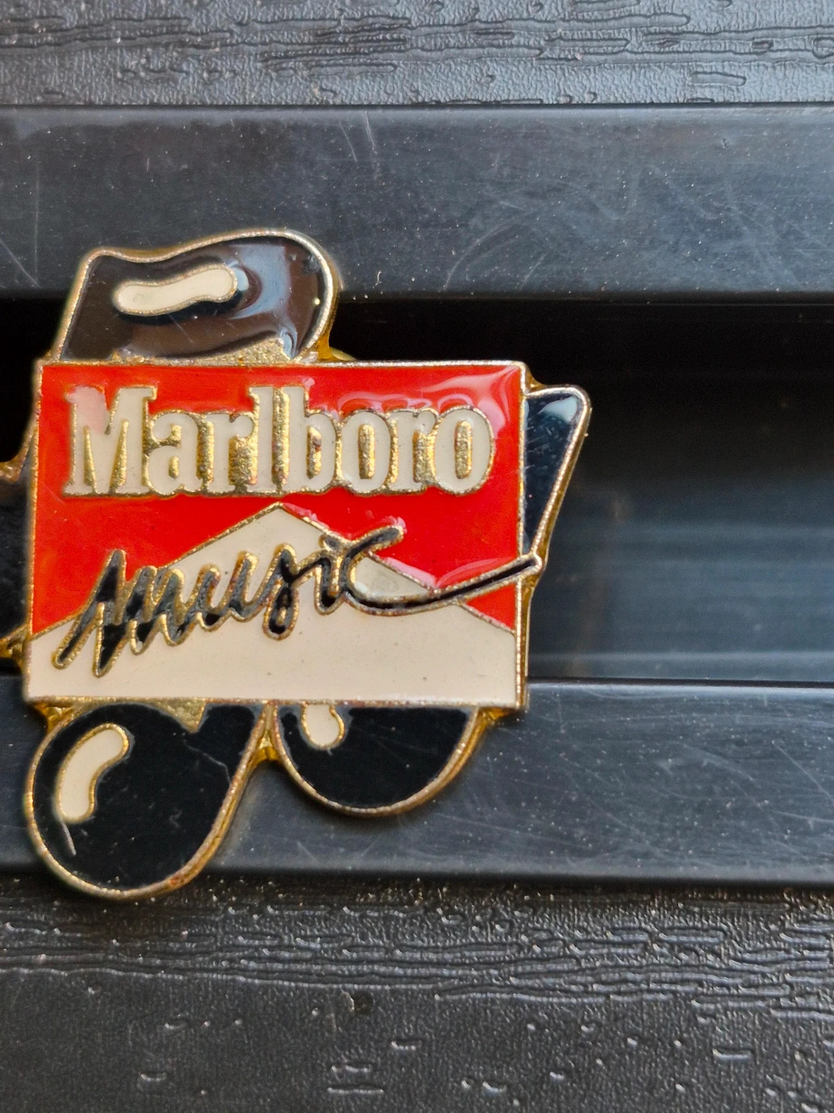 Pin's Vintage Marlboro Music - Années 90 - Fabricant Progress – Collection 5
