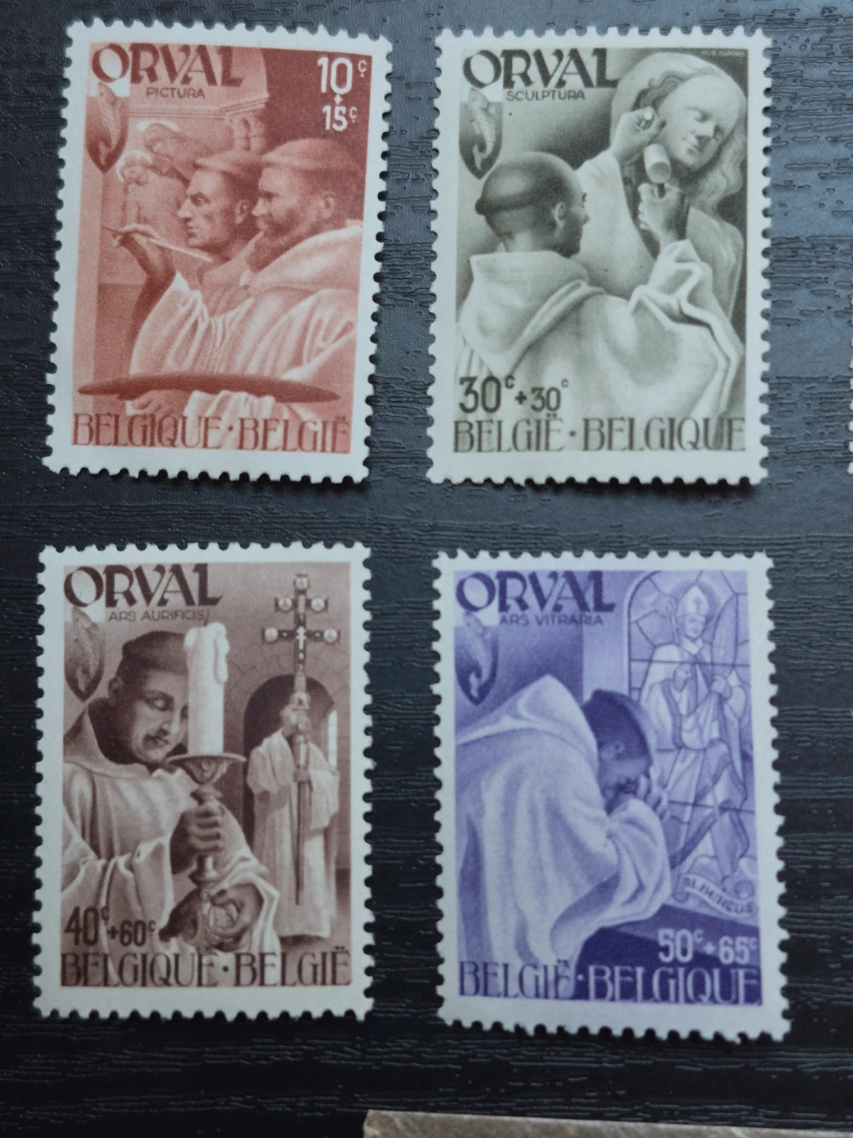 Lot 11 timbres Belgique - 4e série Orval 1941 (Quasi-complet) 2