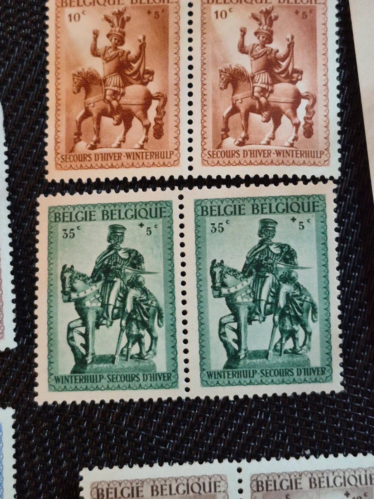 Lot timbres belges Winterhulp Secours d'Hiver 1942 cavaliers paires neuves WWII Belgique 3