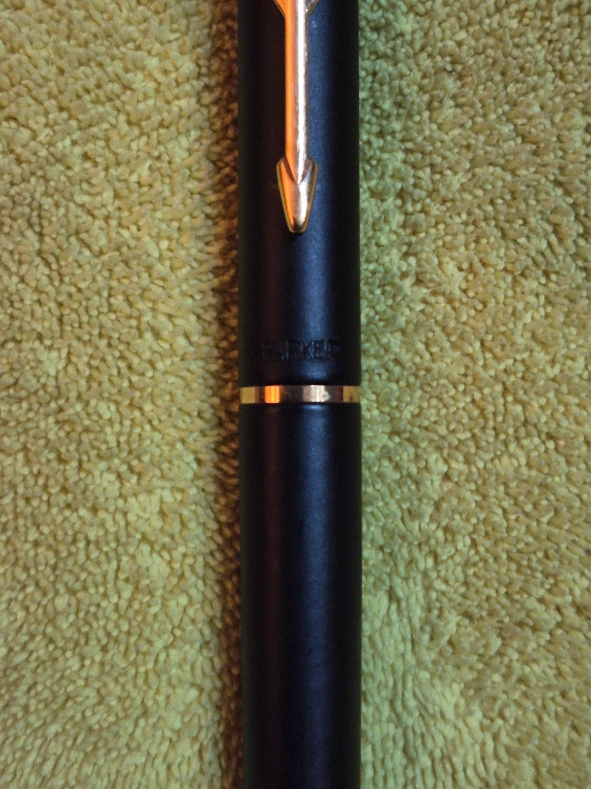 Stylo-plume Parker Rialto Vintage - Noir Mat & Or – Parker 3