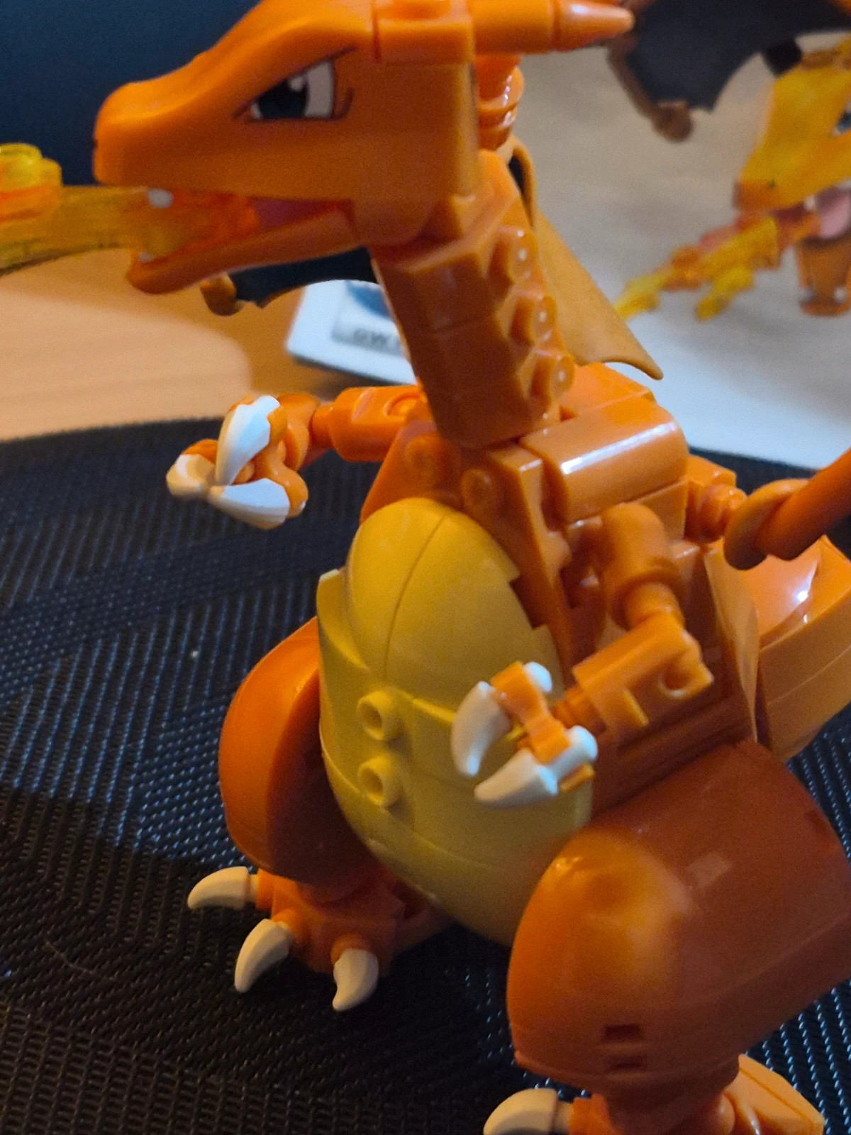 MEGA Pokémon Dracaufeu (Charizard) - Complet avec notice – Mega – taille Prématuré, jusqu'à 44cm 4