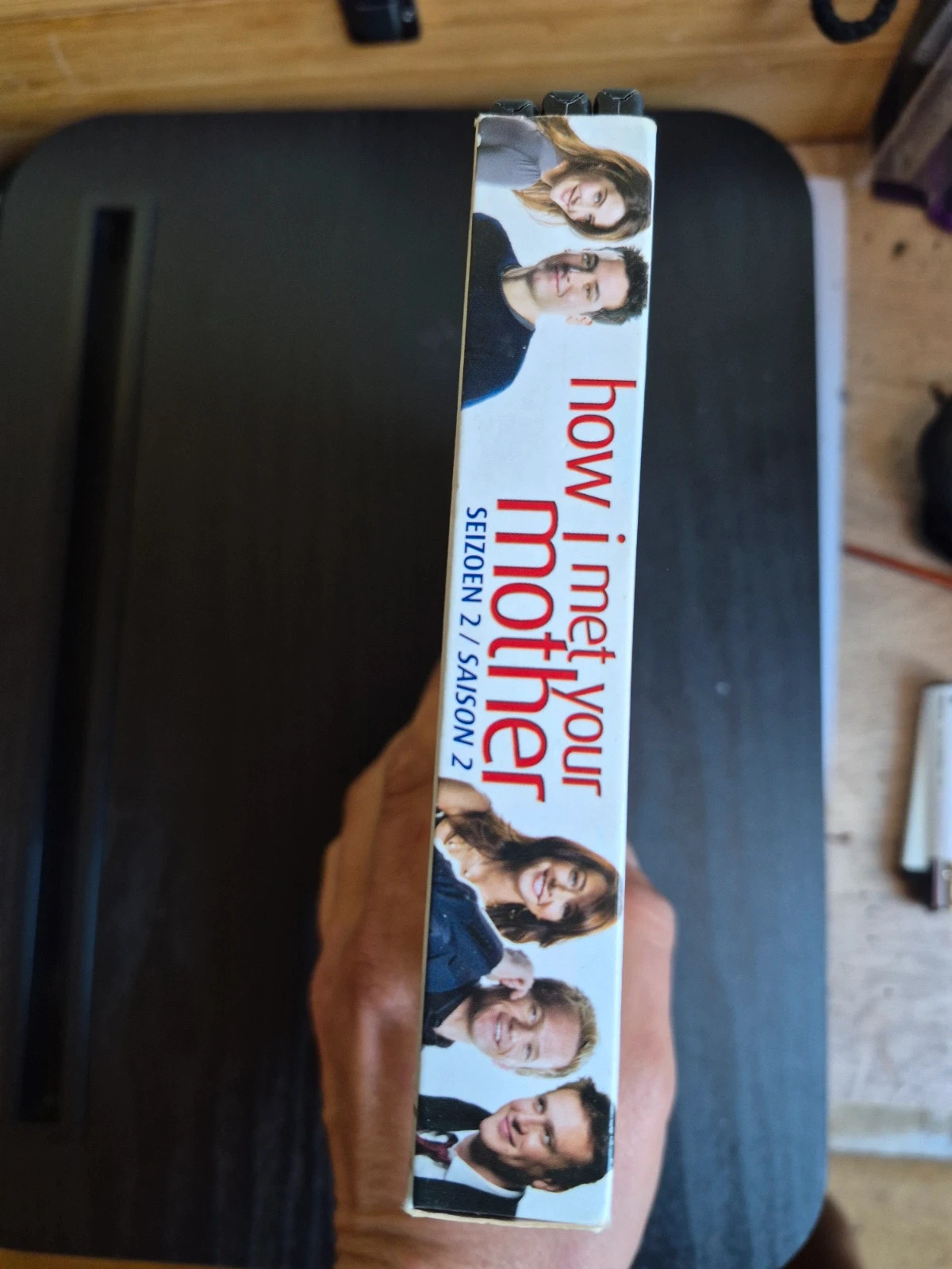 coffret DVD de la saison 2 de la série culte "How I Met Your Mother" (Comment je l'ai rencontrée). 5