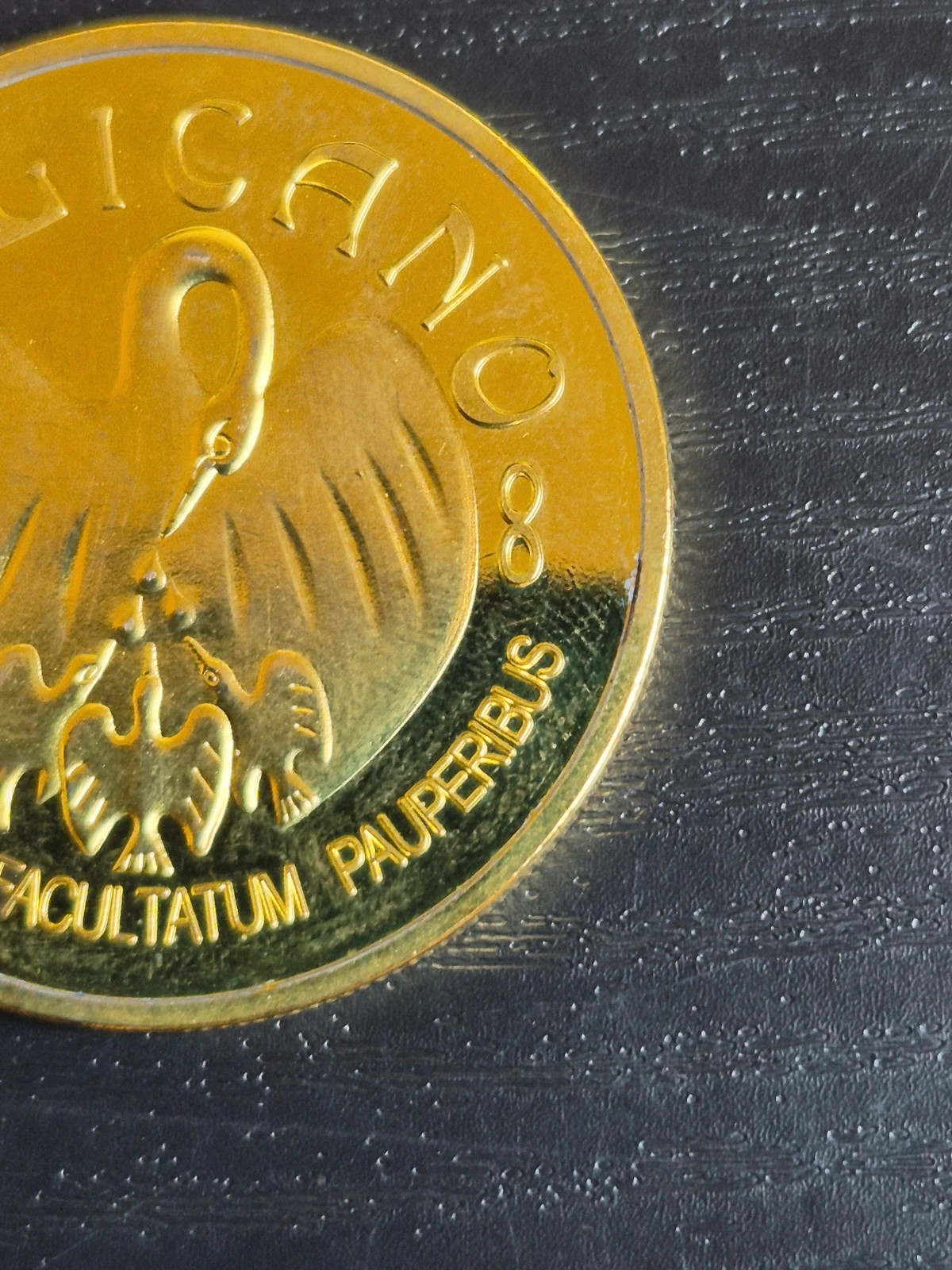 Médaille Rare Fondation Pelicano 2015 - Lutte contre la pauvreté infantile. 5