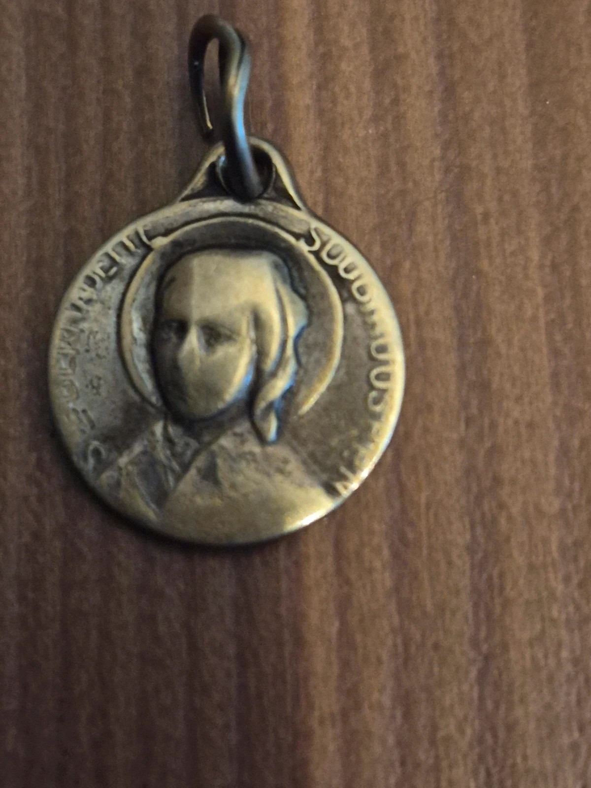 Ancienne Médaille Religieuse Sainte Bernadette Soubirous - Lourdes 5