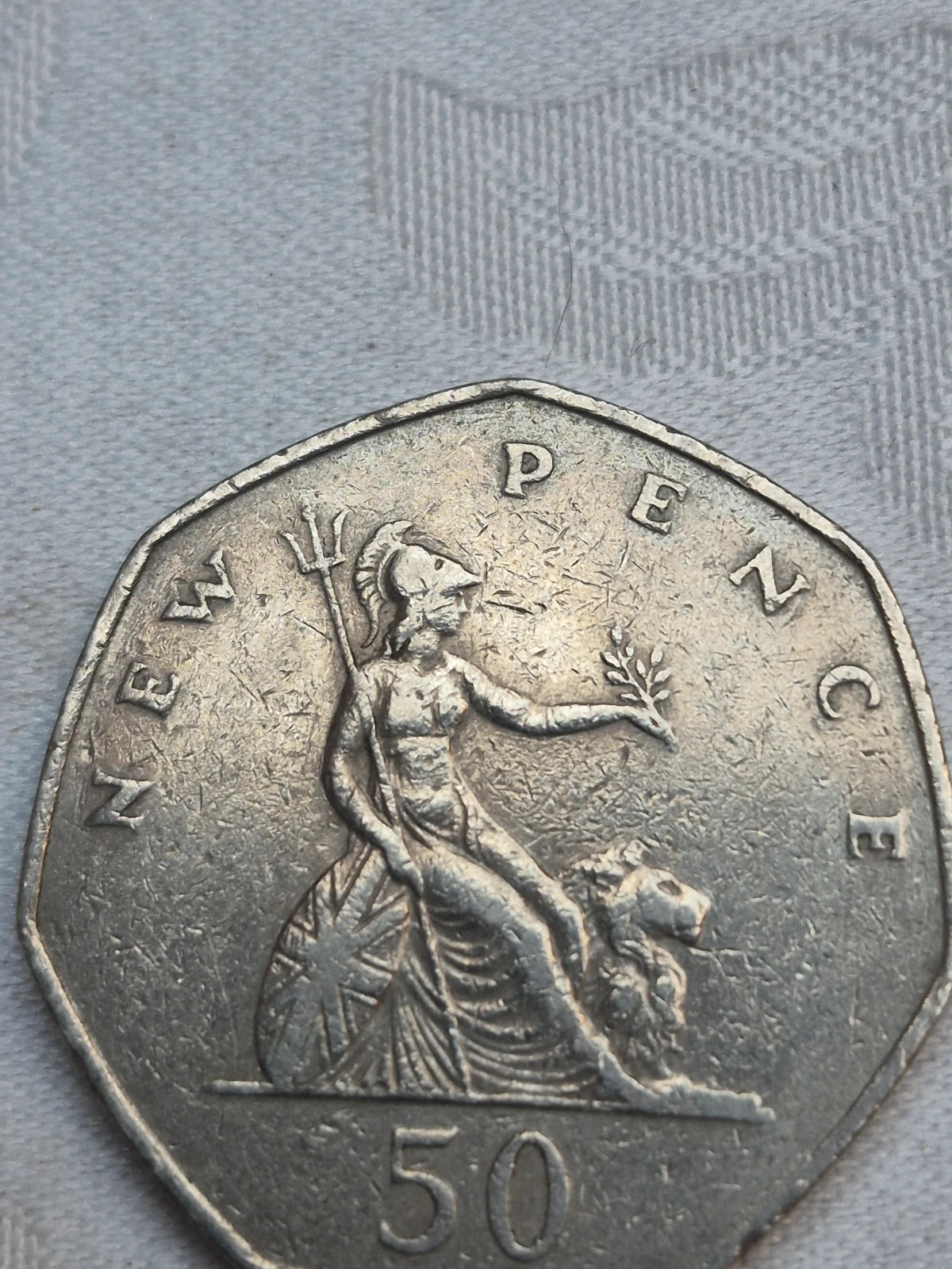 Pièce 50 New Pence 1969 - Britannia - Royaume-Uni 4