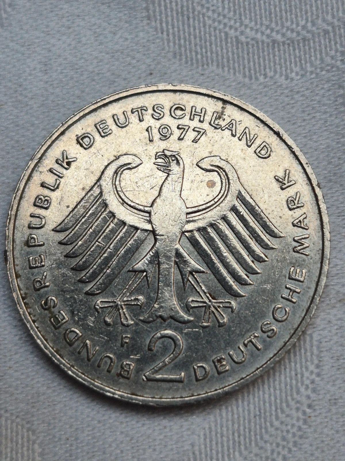 Pièce de 2 deutsche mark (1977) 4