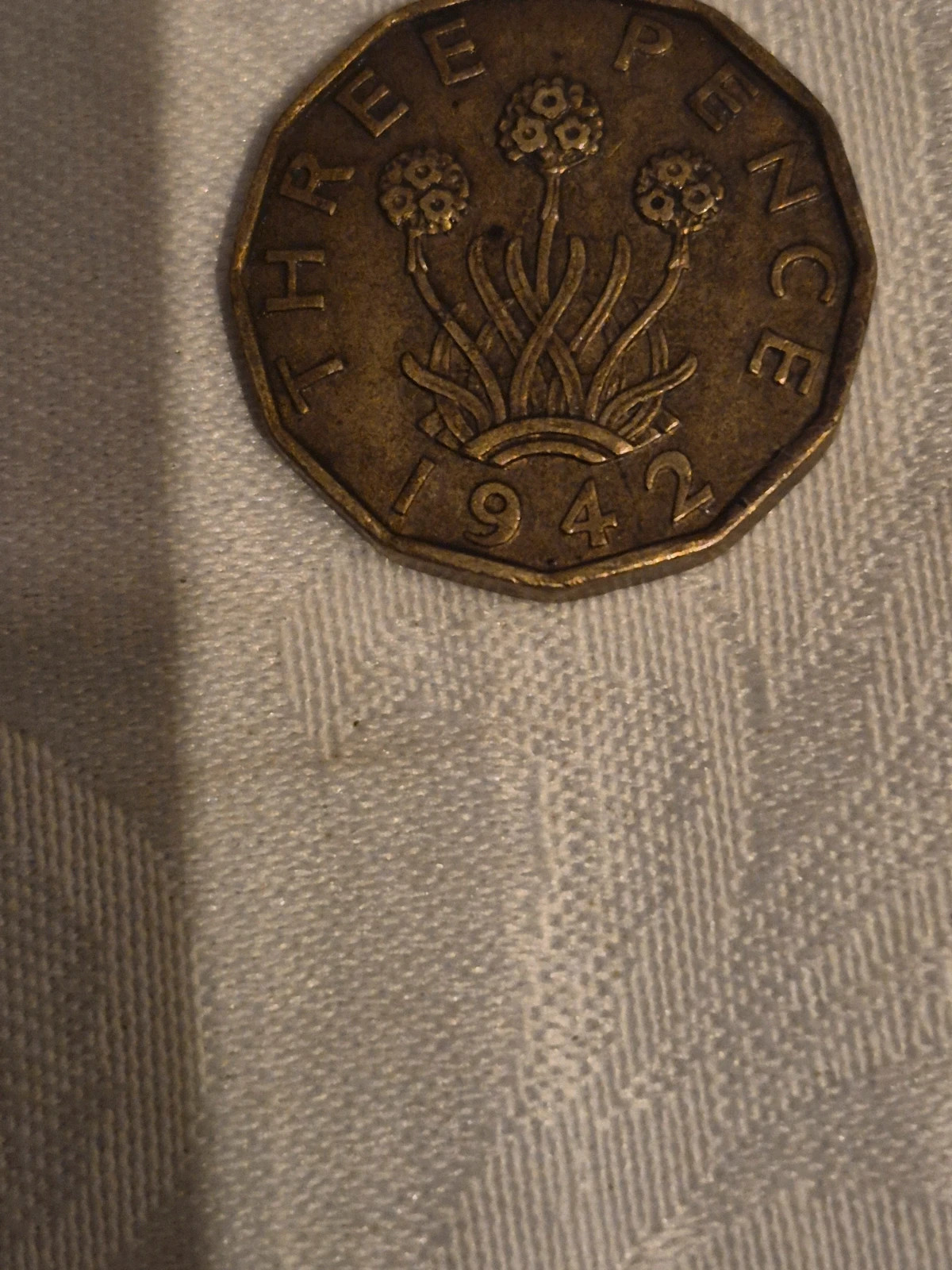 Pièce three Pence (1942) 2