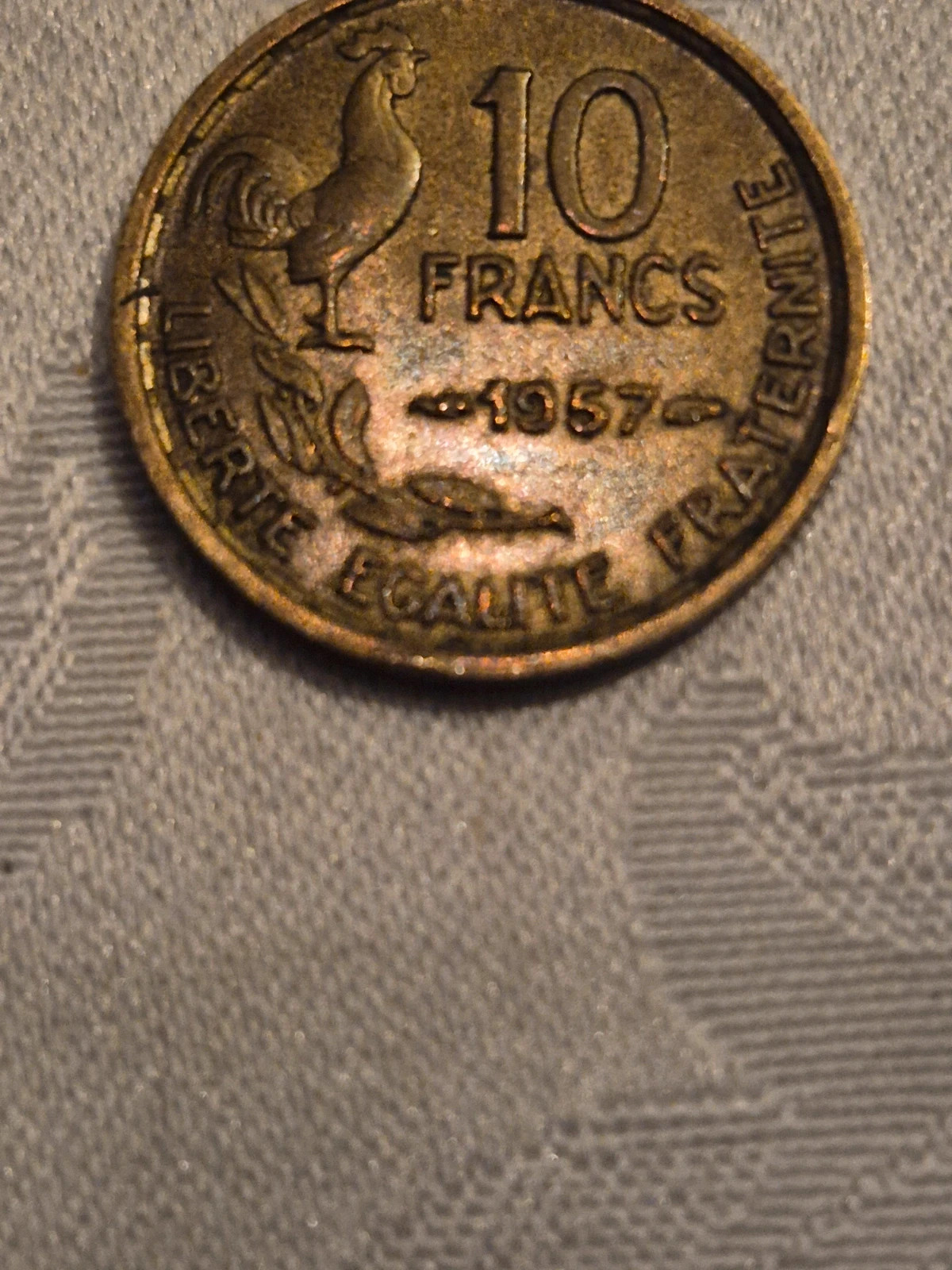 Pièce de 10 francs français (1957) 2