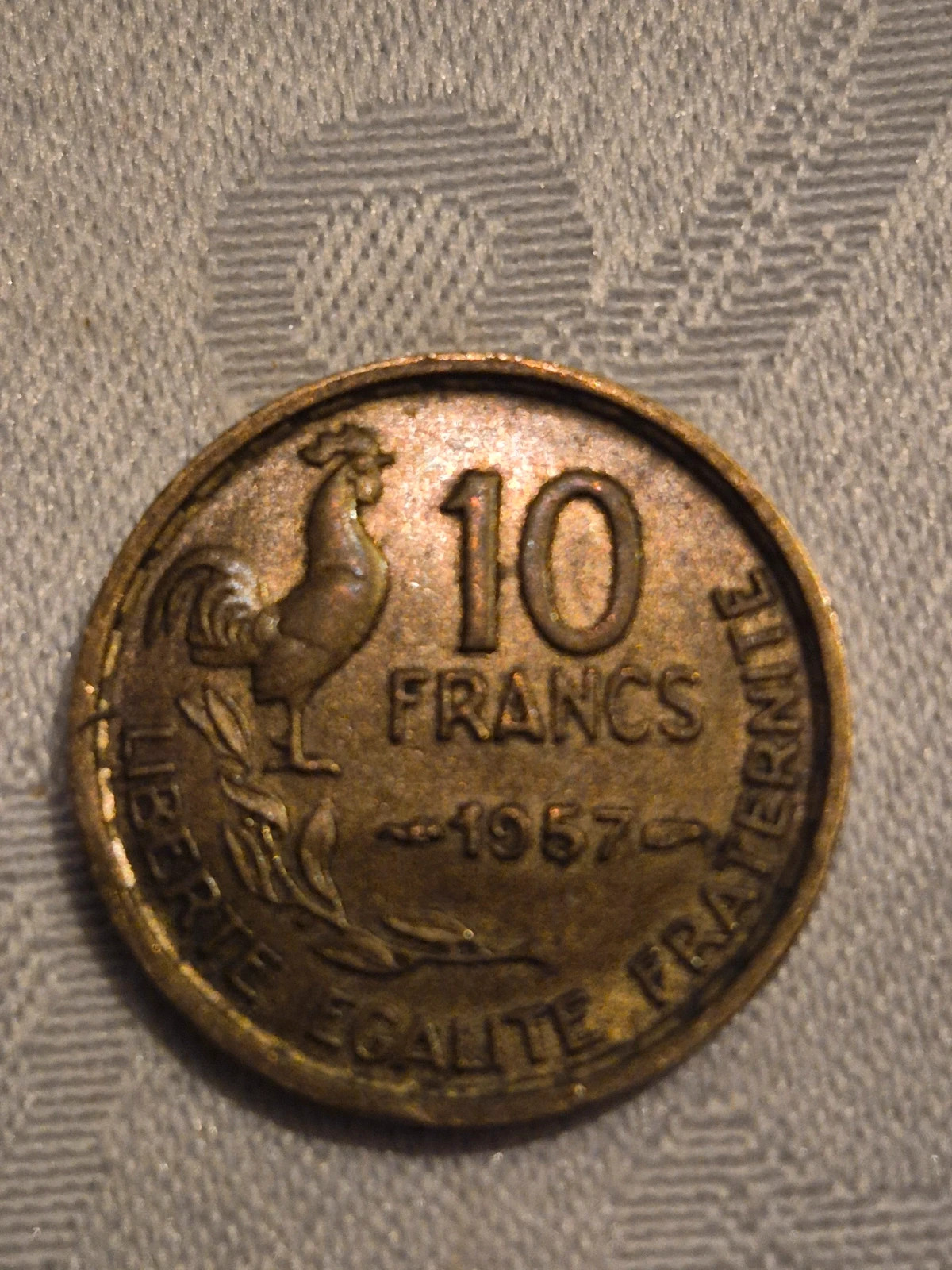 Pièce de 10 francs français (1957) 4