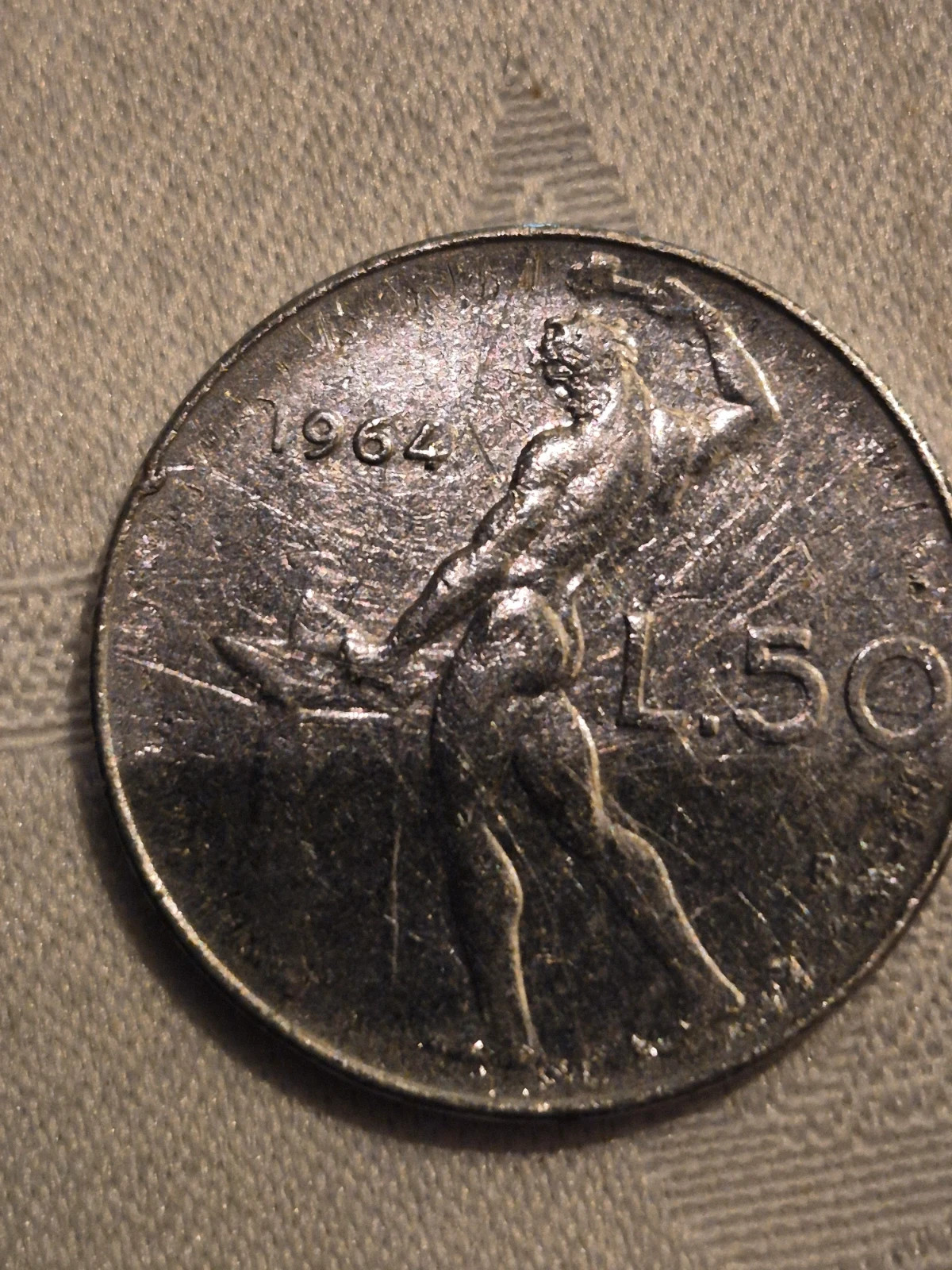 Pièce de 50 lires italienne (1964) 3