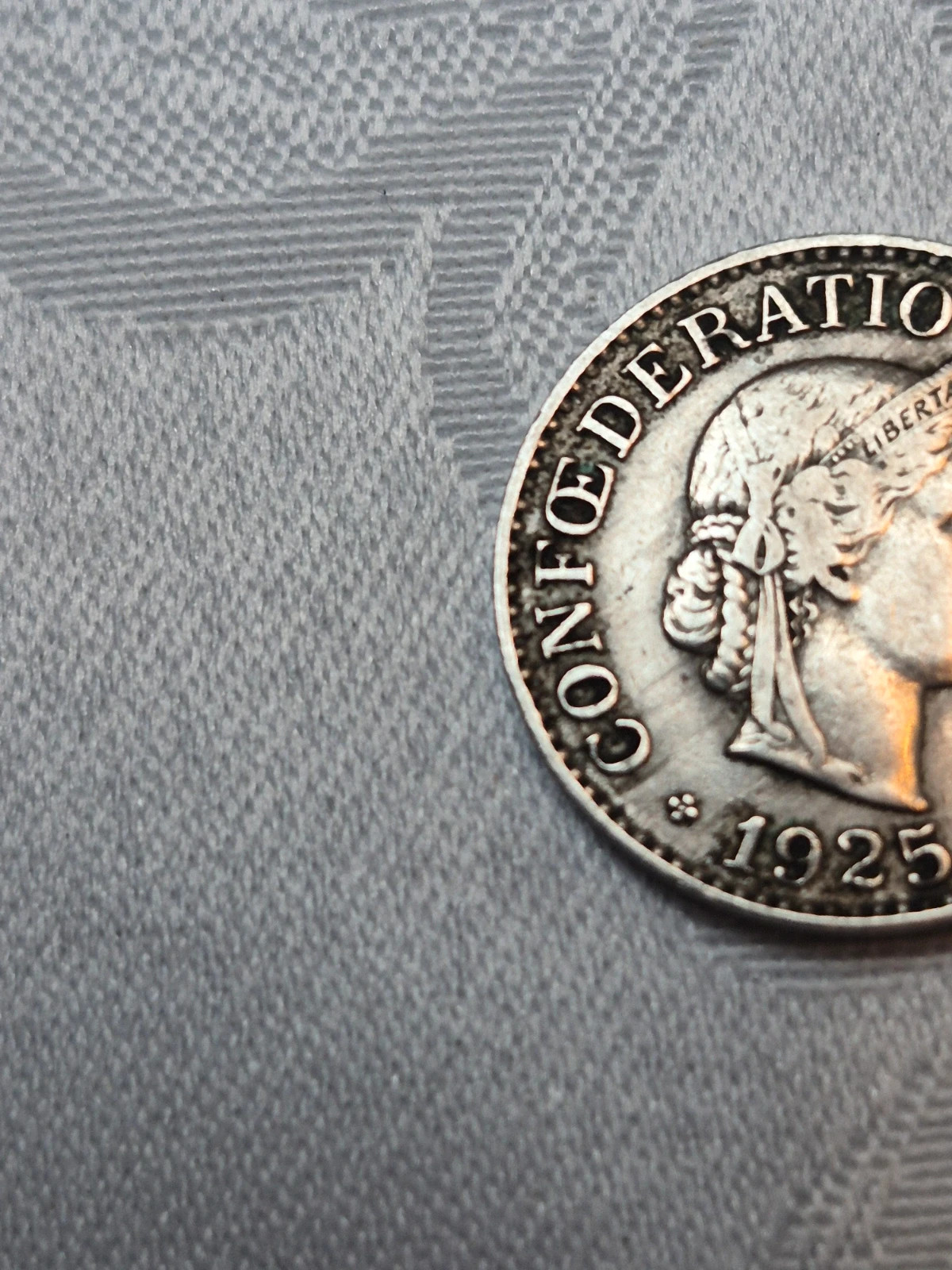 Pièce de 10 Rappen suisse (1925) 2