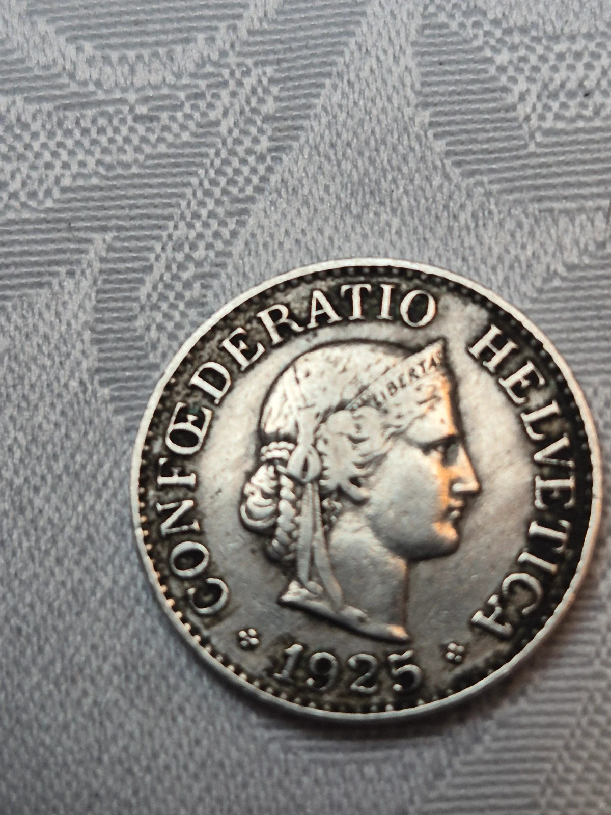 Pièce de 10 Rappen suisse (1925) 3