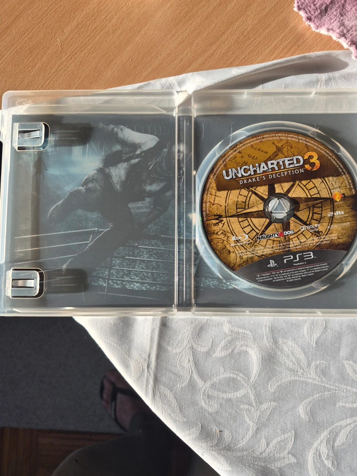 Jeu Uncharted 3 pour PS3 sans notice 4