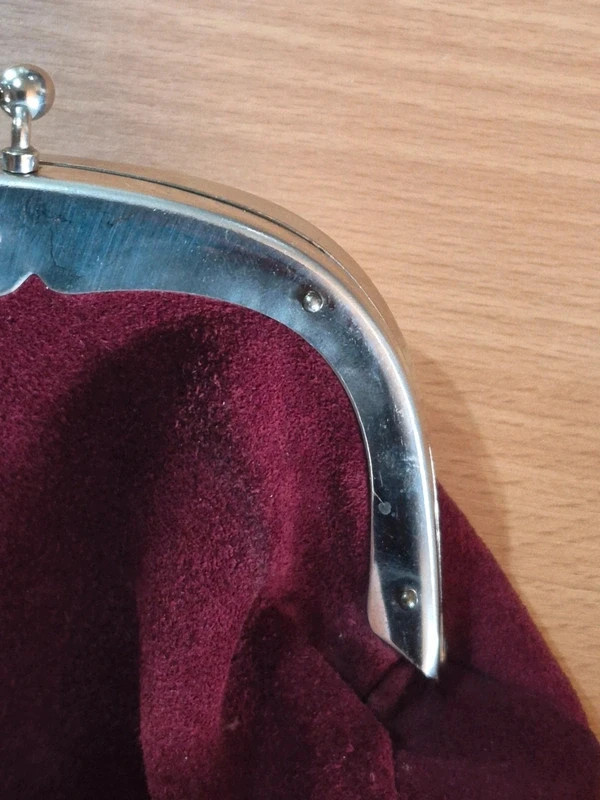 Porte feuille vintage en daim bordeaux 3