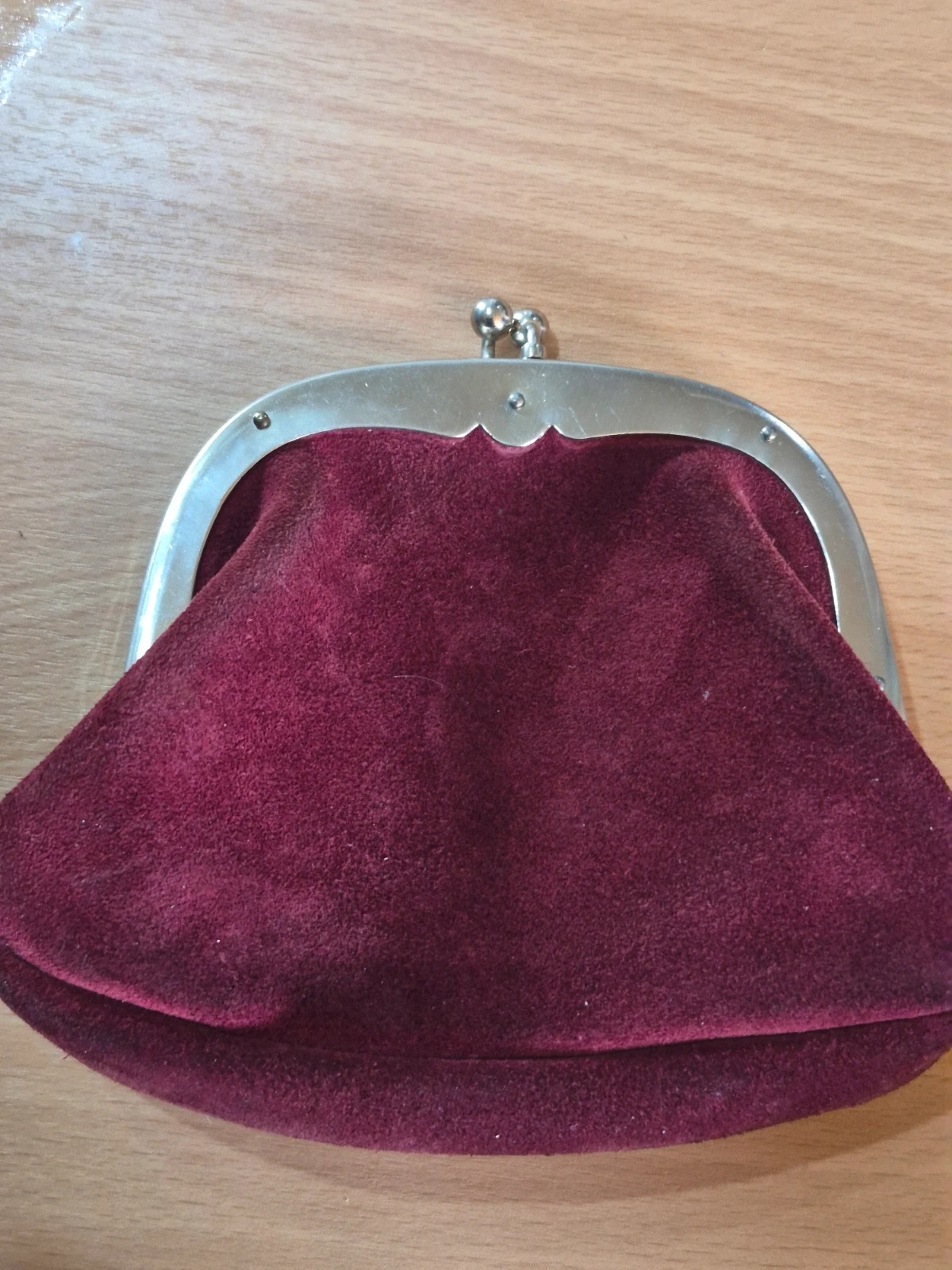 Porte feuille vintage en daim bordeaux 5
