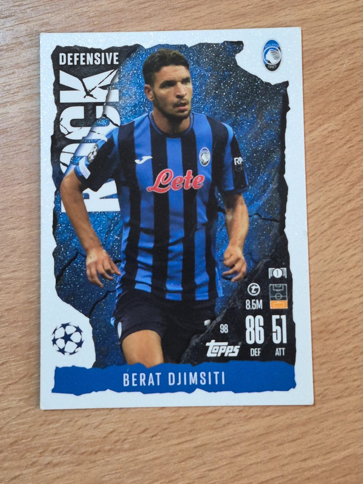 Lot de 4 cartes topps match attax Défensive Rock – Topps 4