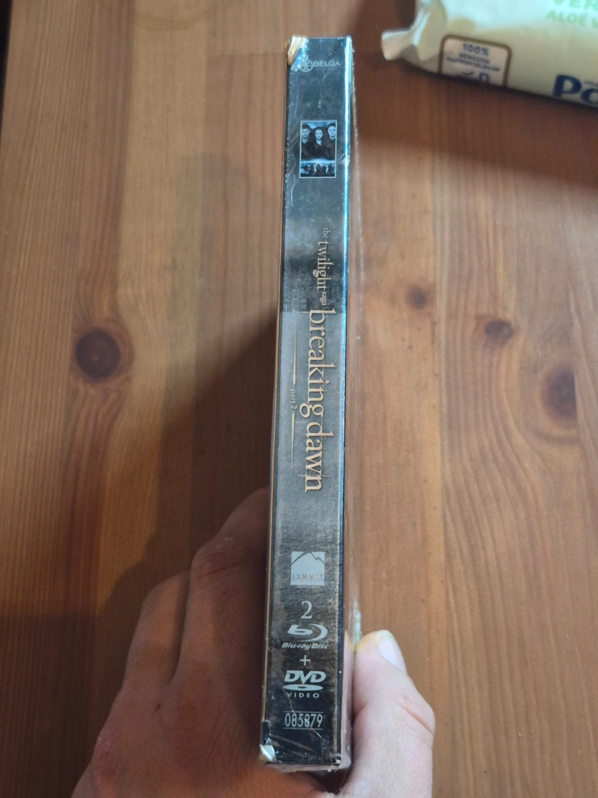 Blu-ray + dvd Twilight Breaking Dawn part 2 sous blister 5