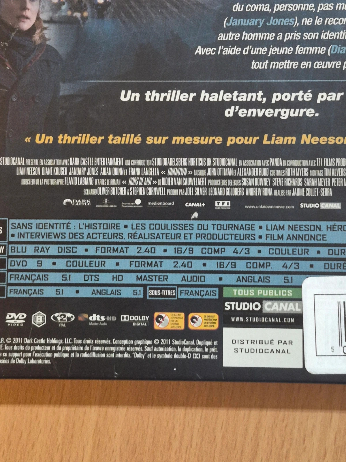 Blu-ray +Dvd steelbook sans identité 4