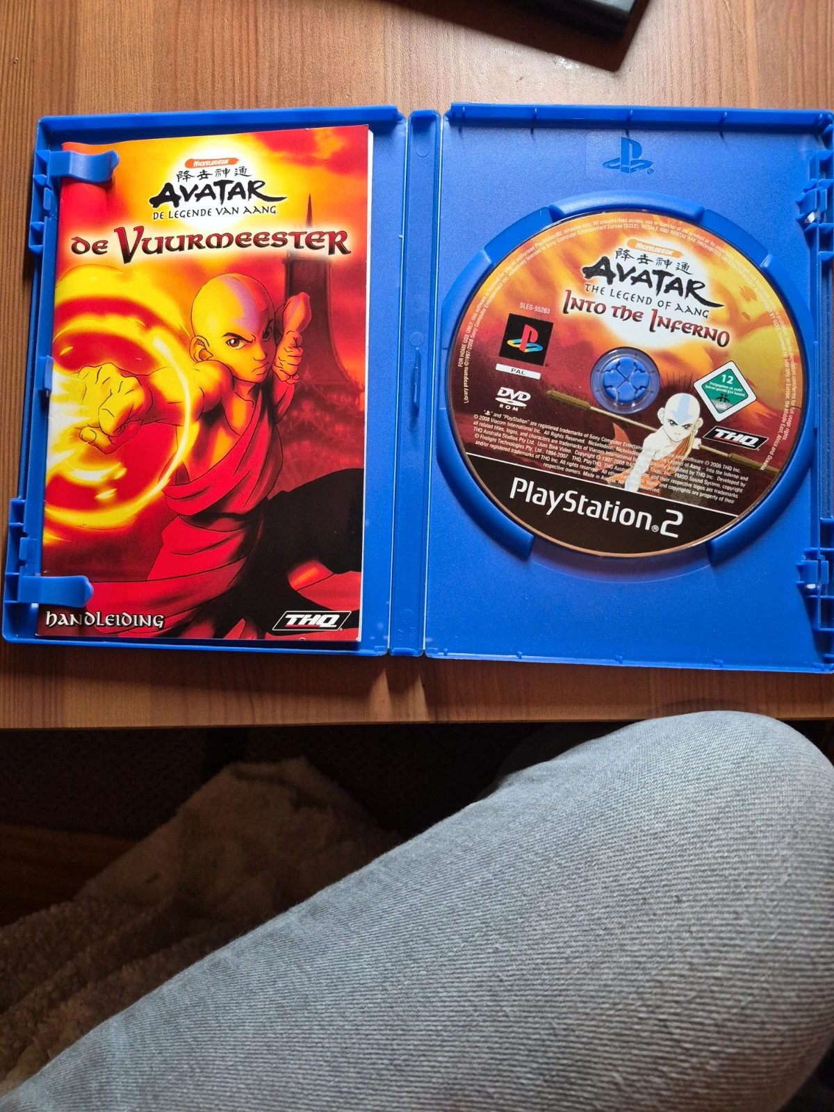 Jeu Avatar le maître du feu pour PS2 complet 4